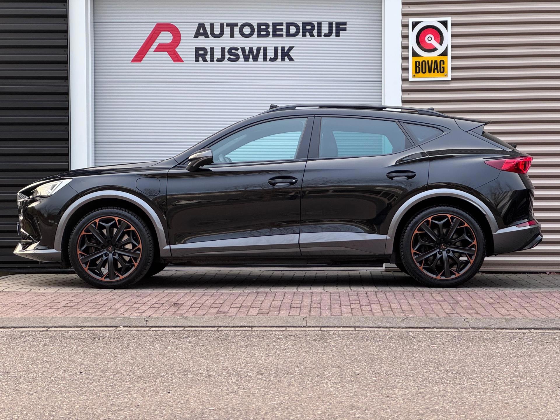 CUPRA Formentor 1.4 e-Hybrid VZ Performance (2024), foto 2