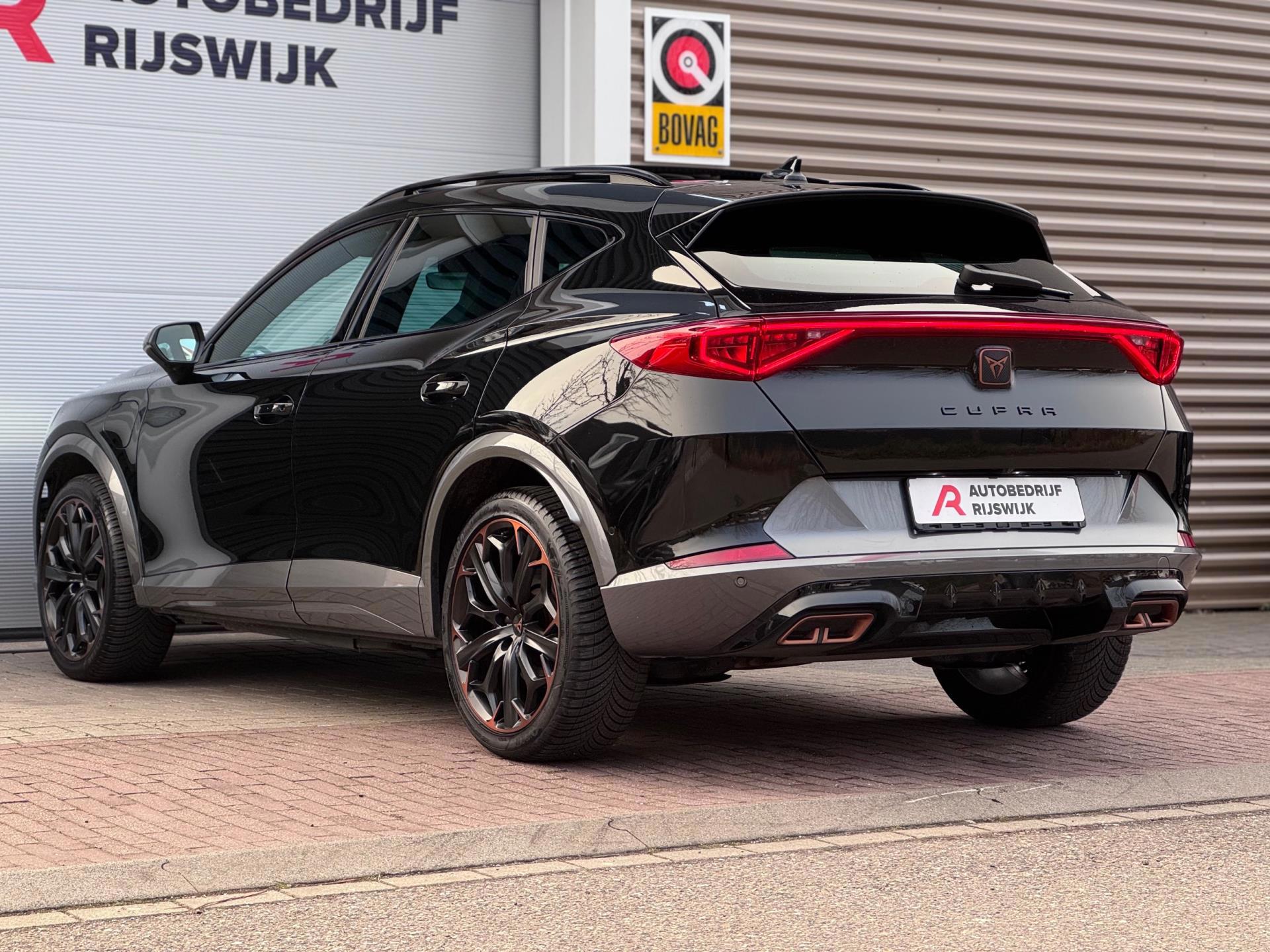 CUPRA Formentor 1.4 e-Hybrid VZ Performance (2024), foto 9