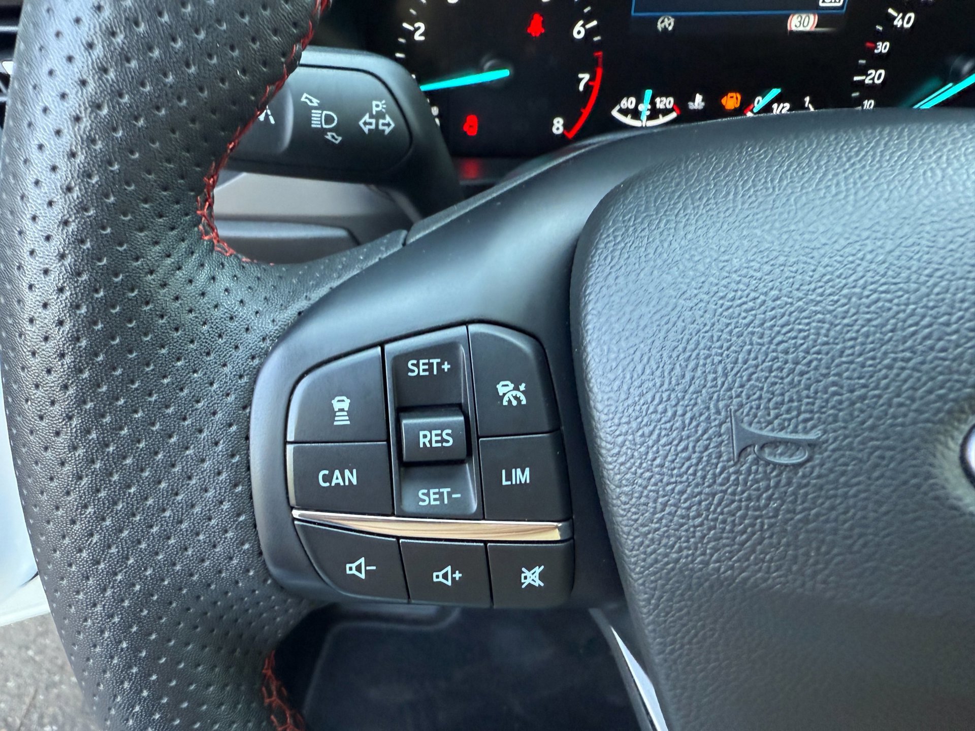 Ford Focus Wagon 1.0 Eco 125pk Hybrid ST Line (2023), foto 15