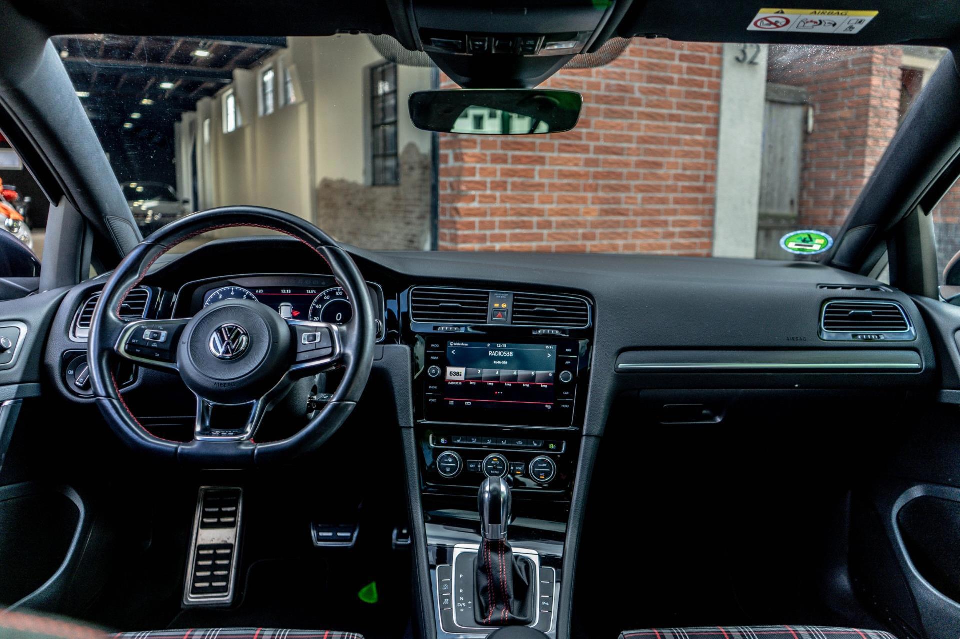 Volkswagen Golf 2.0 TSI 245PK GTI Performance (2018), foto 13