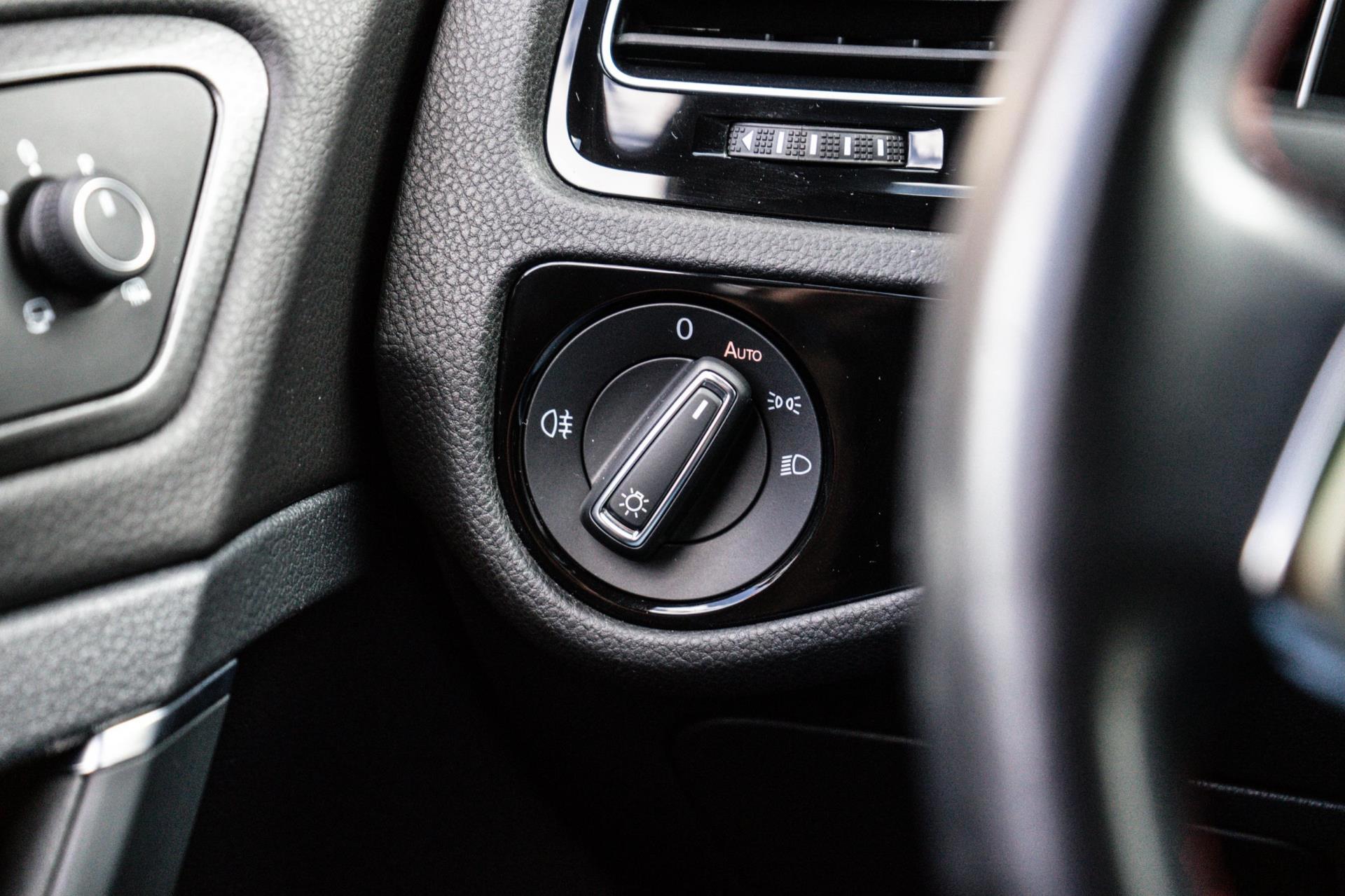 Volkswagen Golf 2.0 TSI 245PK GTI Performance (2018), foto 23