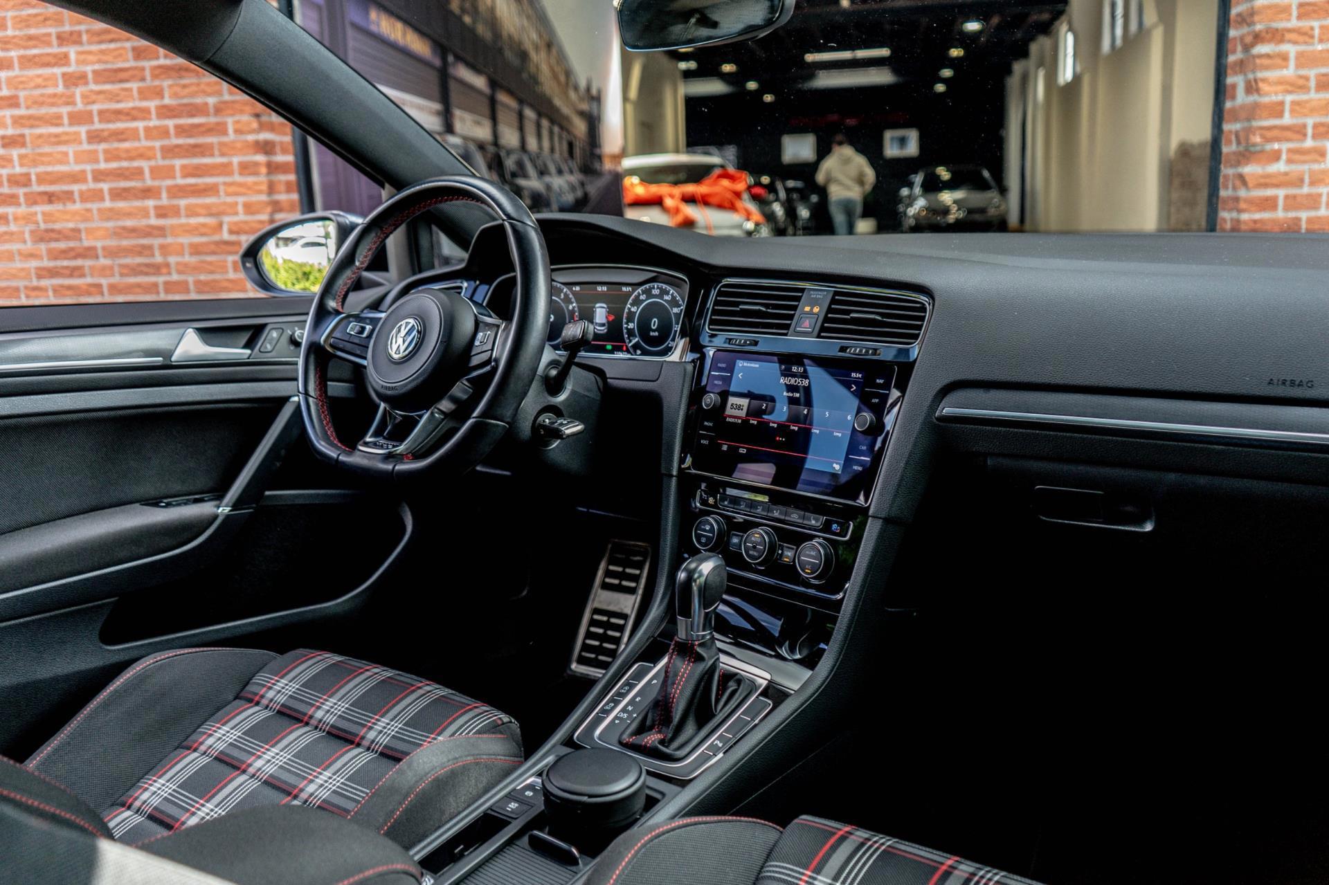 Volkswagen Golf 2.0 TSI 245PK GTI Performance (2018), foto 5