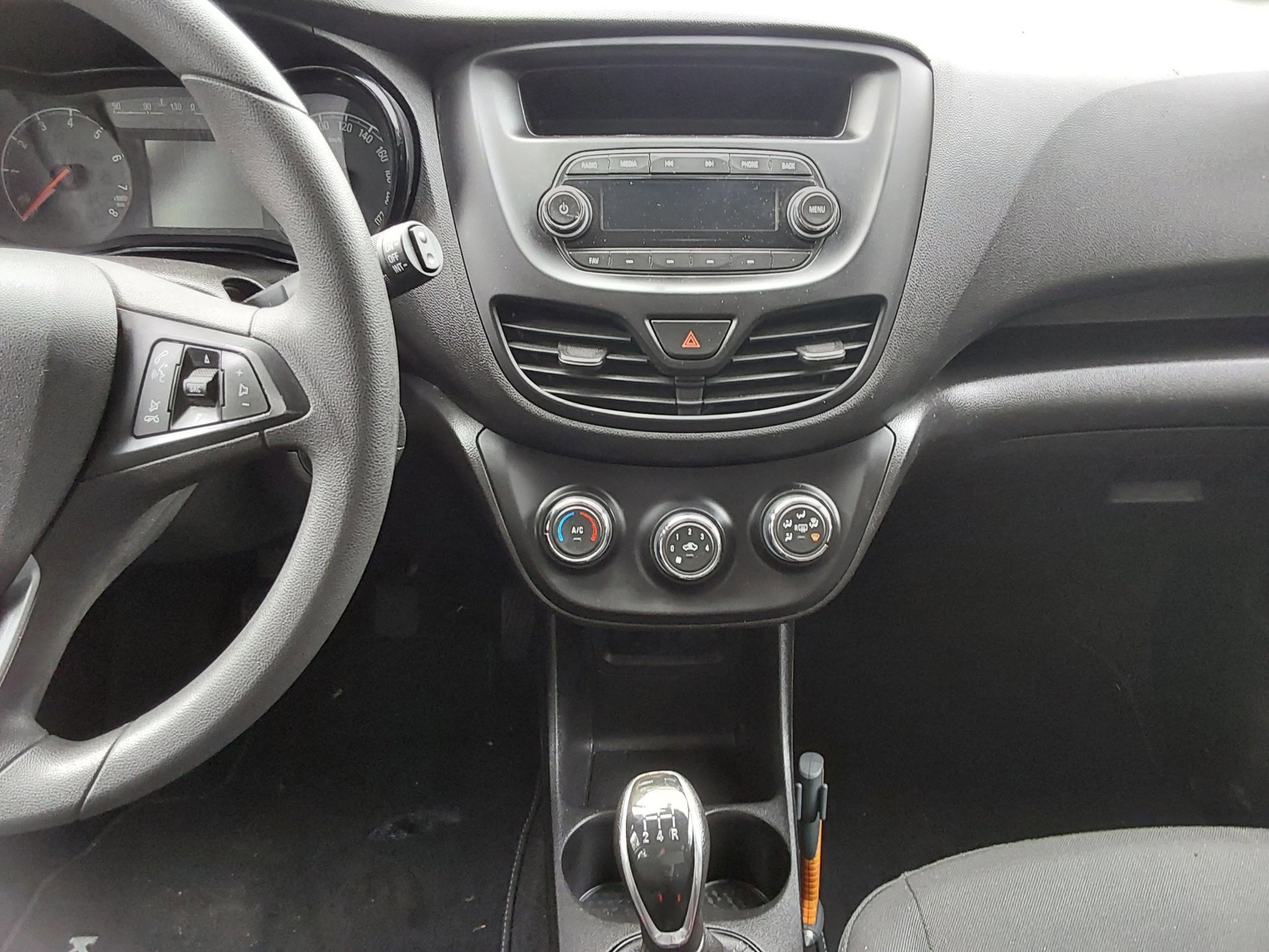 Opel Karl 1.0 ecoFLEX Edition (2018), foto 10