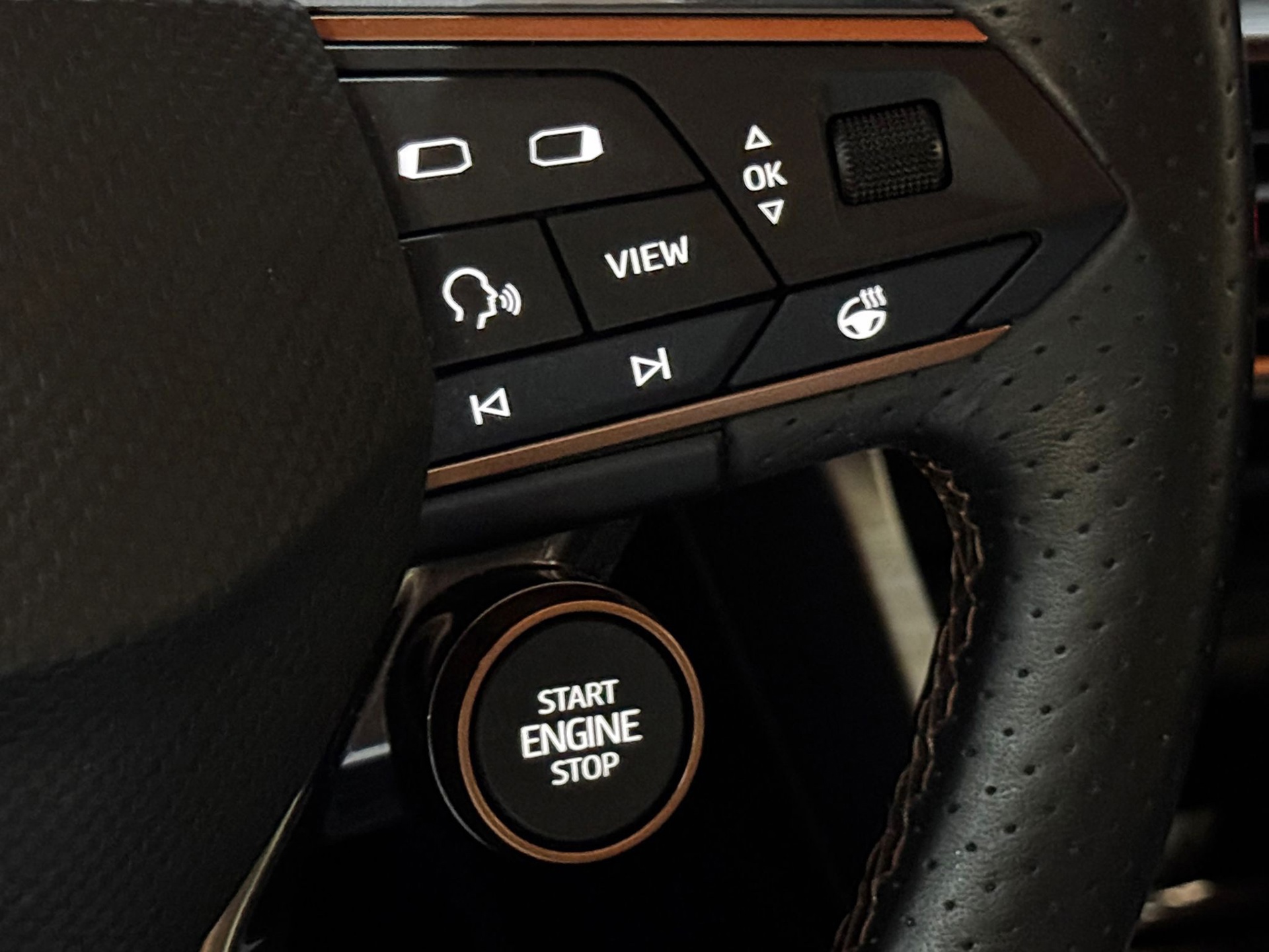 CUPRA Formentor 1.4 e-Hybrid VZ Copper Edition (2022), foto 17