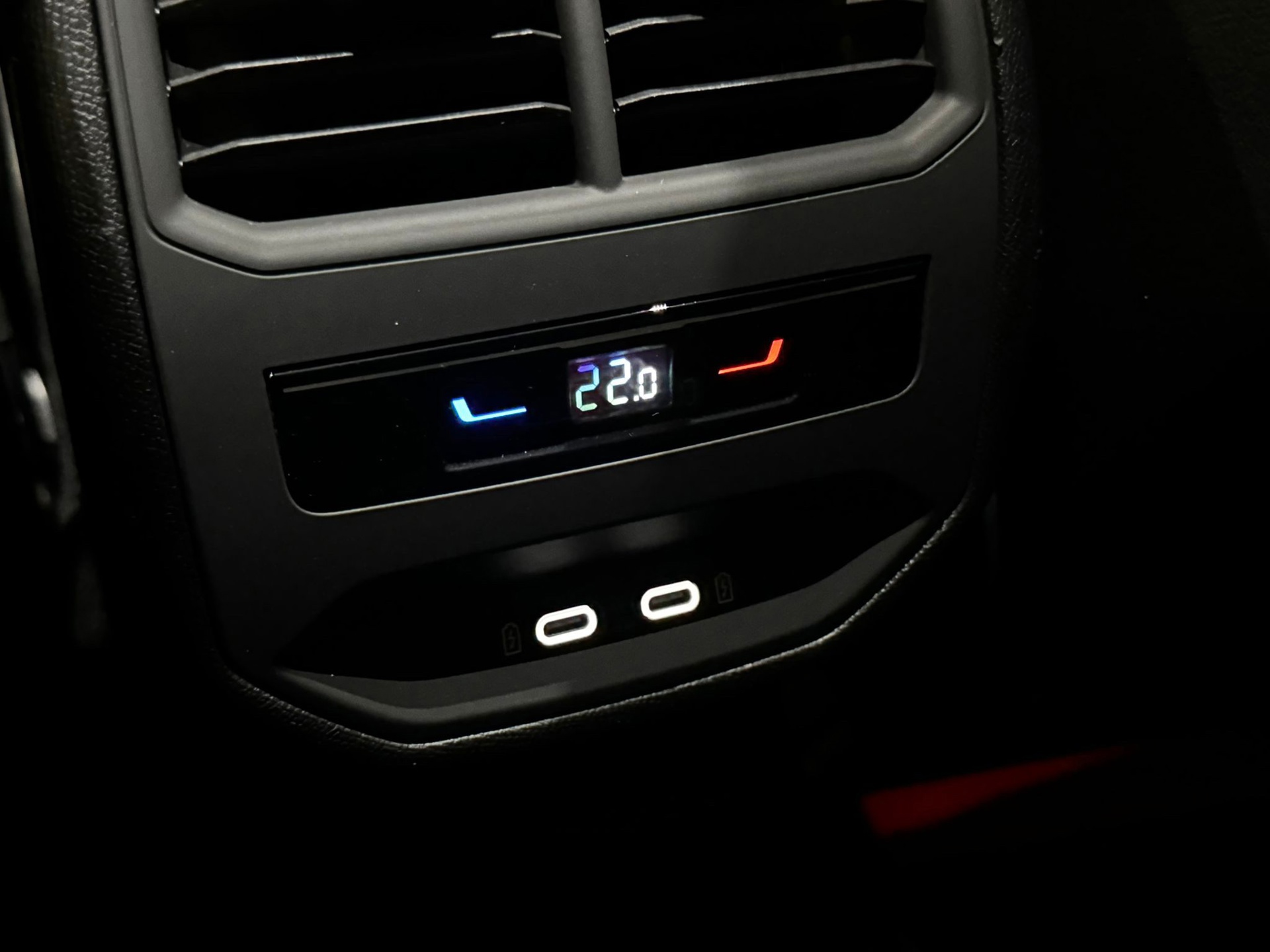 CUPRA Formentor 1.4 e-Hybrid VZ Copper Edition (2022), foto 24