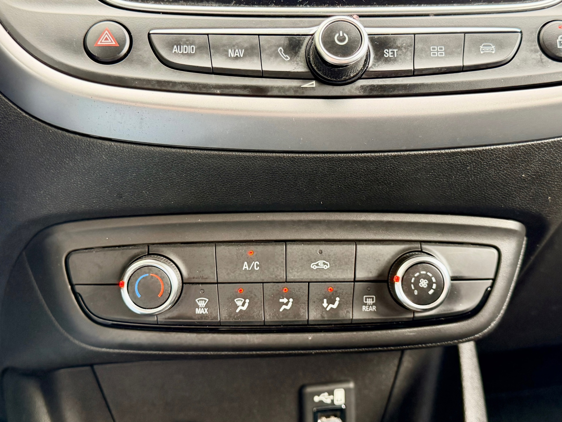Opel Crossland X 1.2 Turbo Online Edition (2018), foto 29
