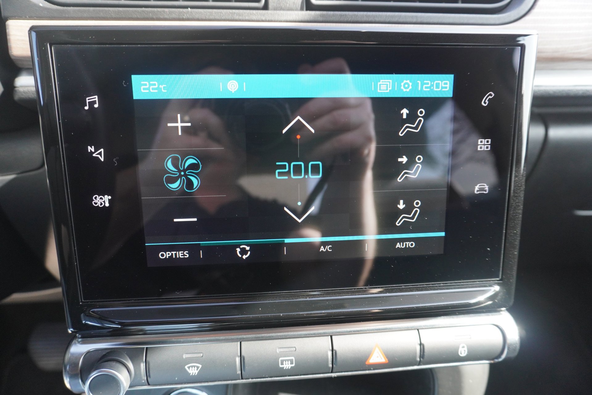 Citroen C3 1.2 PureTech Max Aut (2024), foto 16