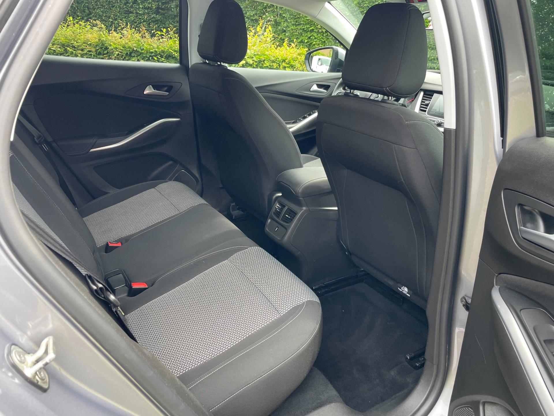 Opel Grandland X 1.2 Turbo Business Edition (2020), foto 12