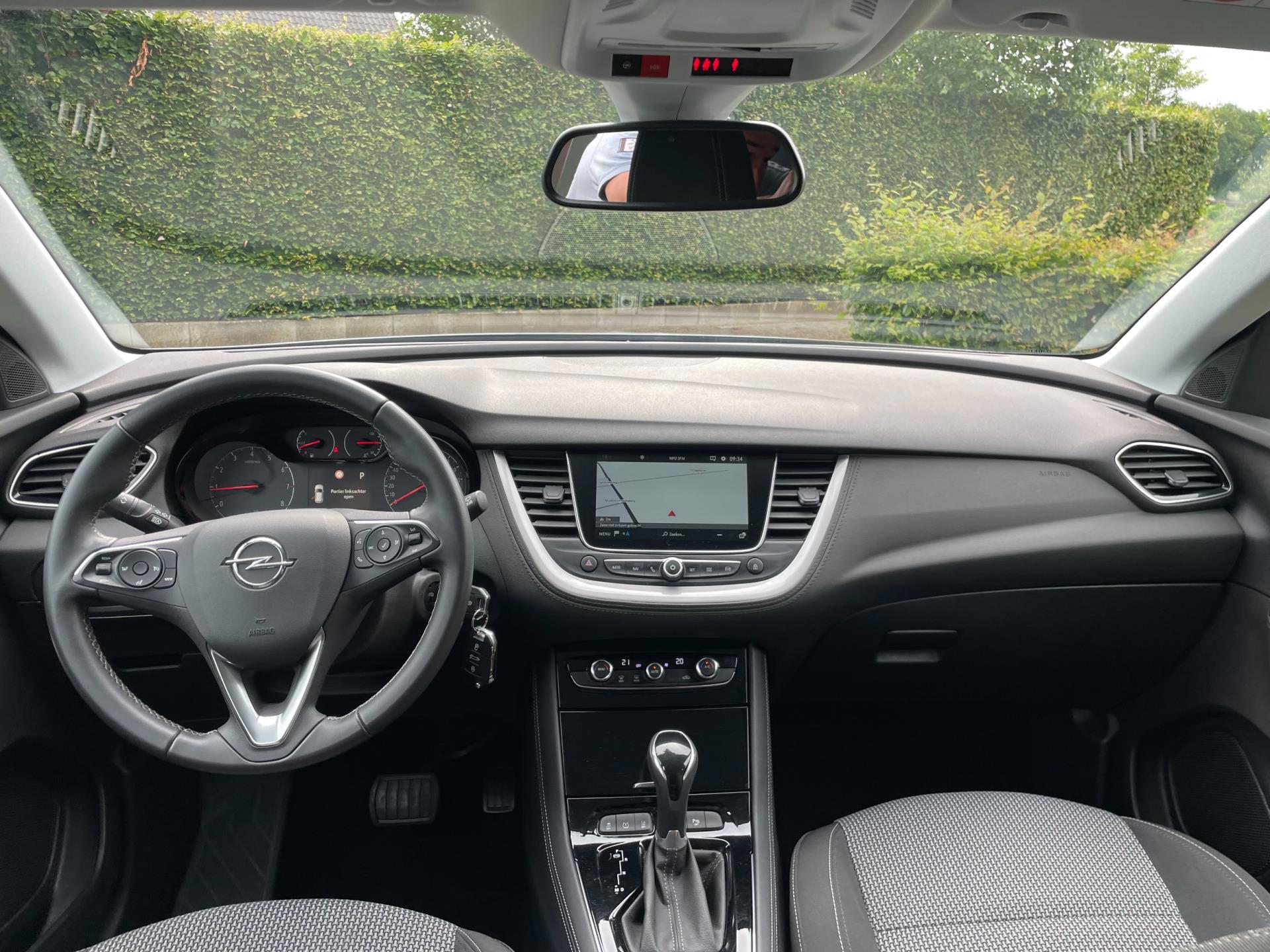 Opel Grandland X 1.2 Turbo Business Edition (2020), foto 16