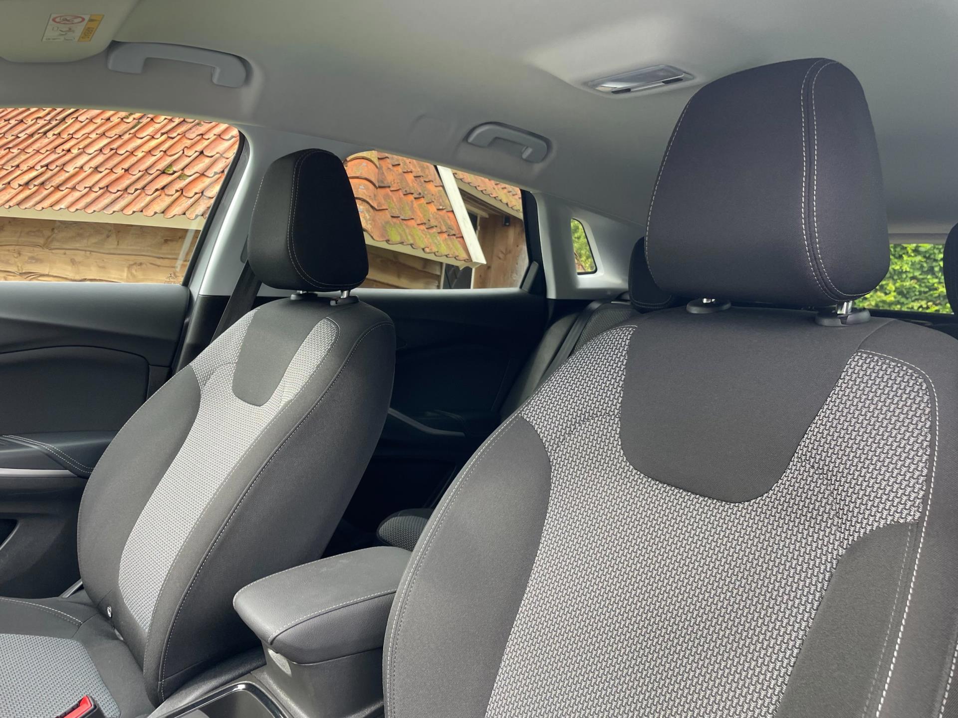 Opel Grandland X 1.2 Turbo Business Edition (2020), foto 18