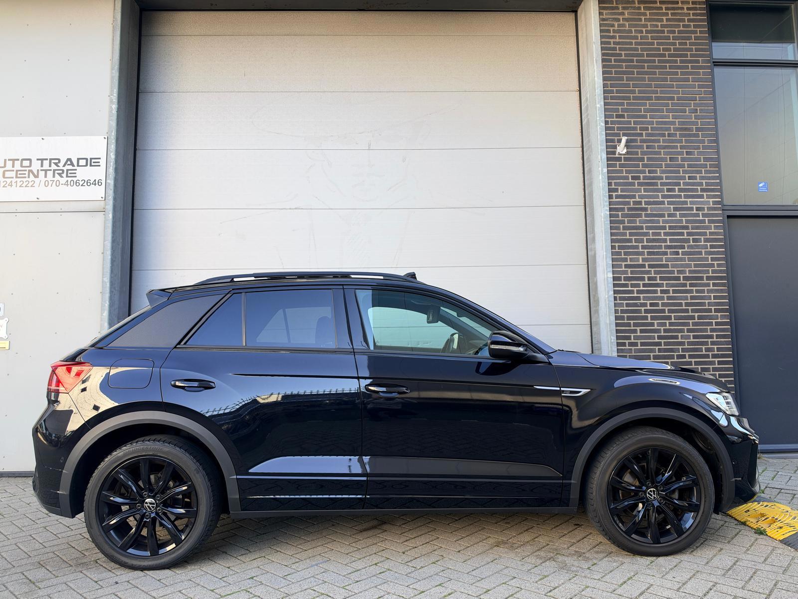Volkswagen T-Roc 1.5 TSI R-Line Business (2022), foto 2