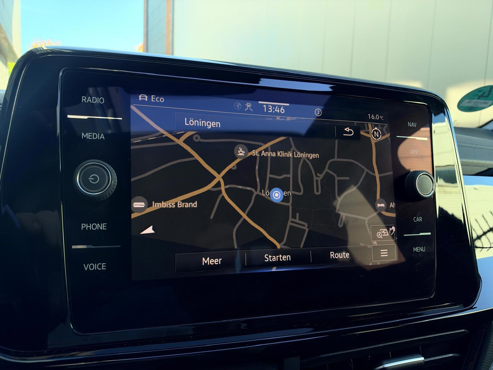 Volkswagen T-Roc 1.5 TSI R-Line Business (2022), foto 15