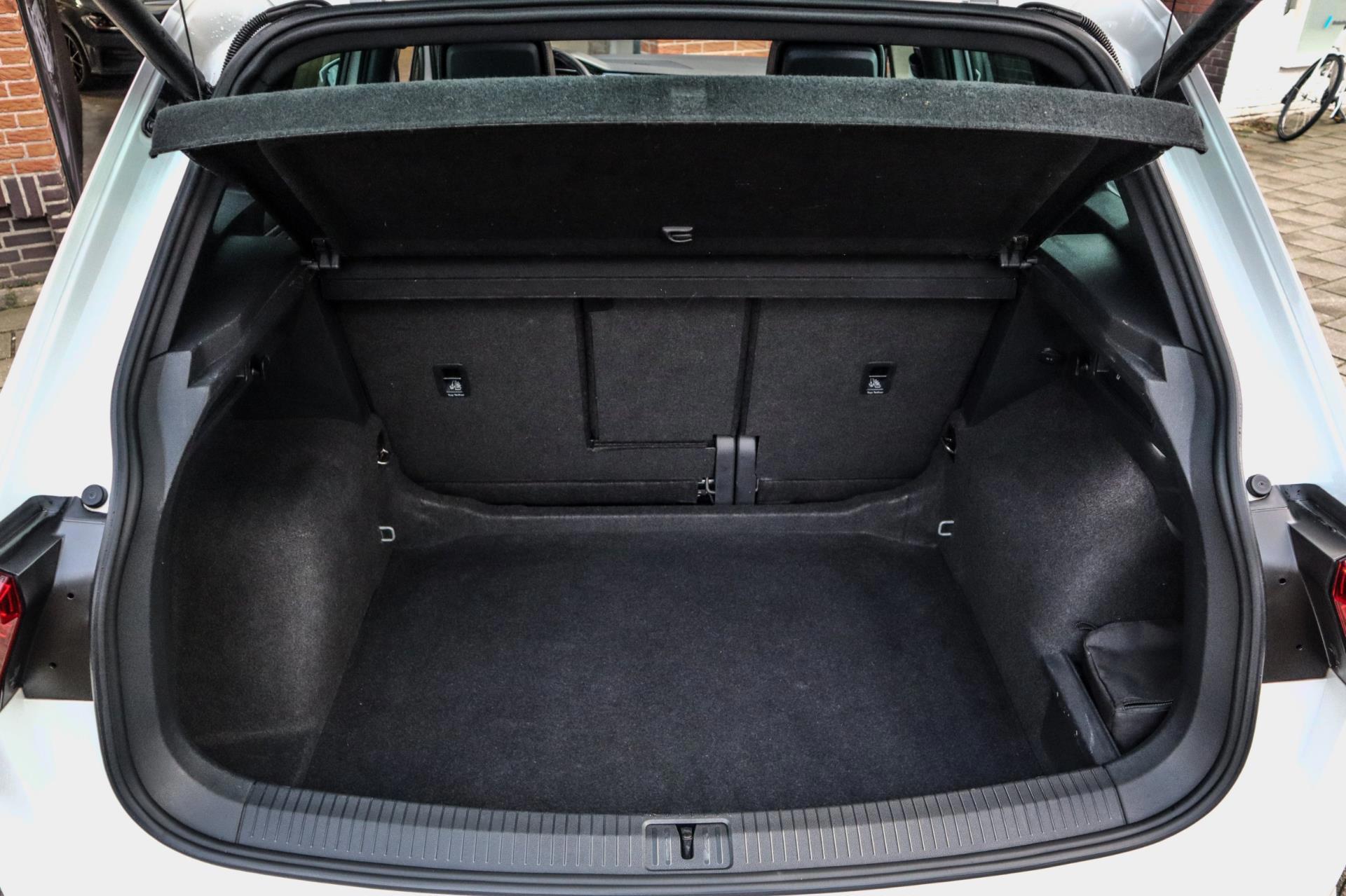 Volkswagen Tiguan 2.0 TSI 220PK 4Motion R-line (2018), foto 34