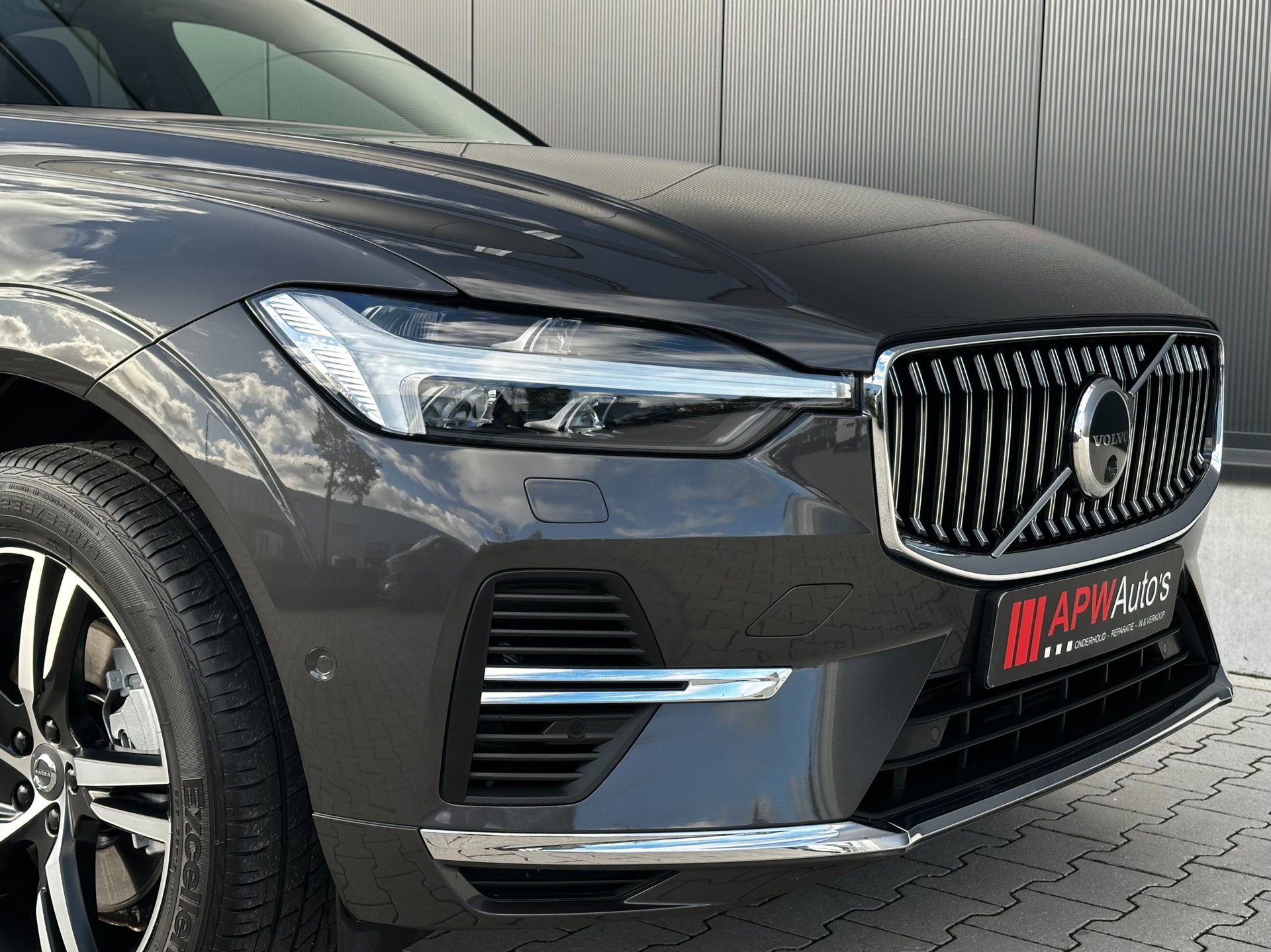 Volvo XC60 2.0 T8 Plug-in hybrid AWD (2022), foto 5