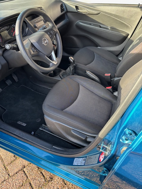 Opel Karl 1.0 ecoFLEX 120 Jaar Edition (2019), foto 8