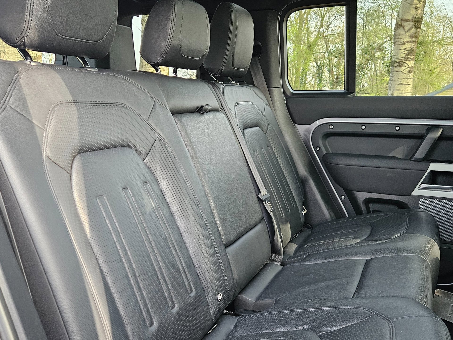 Land Rover Defender 110 110 2.0 P400e (2021), foto 14