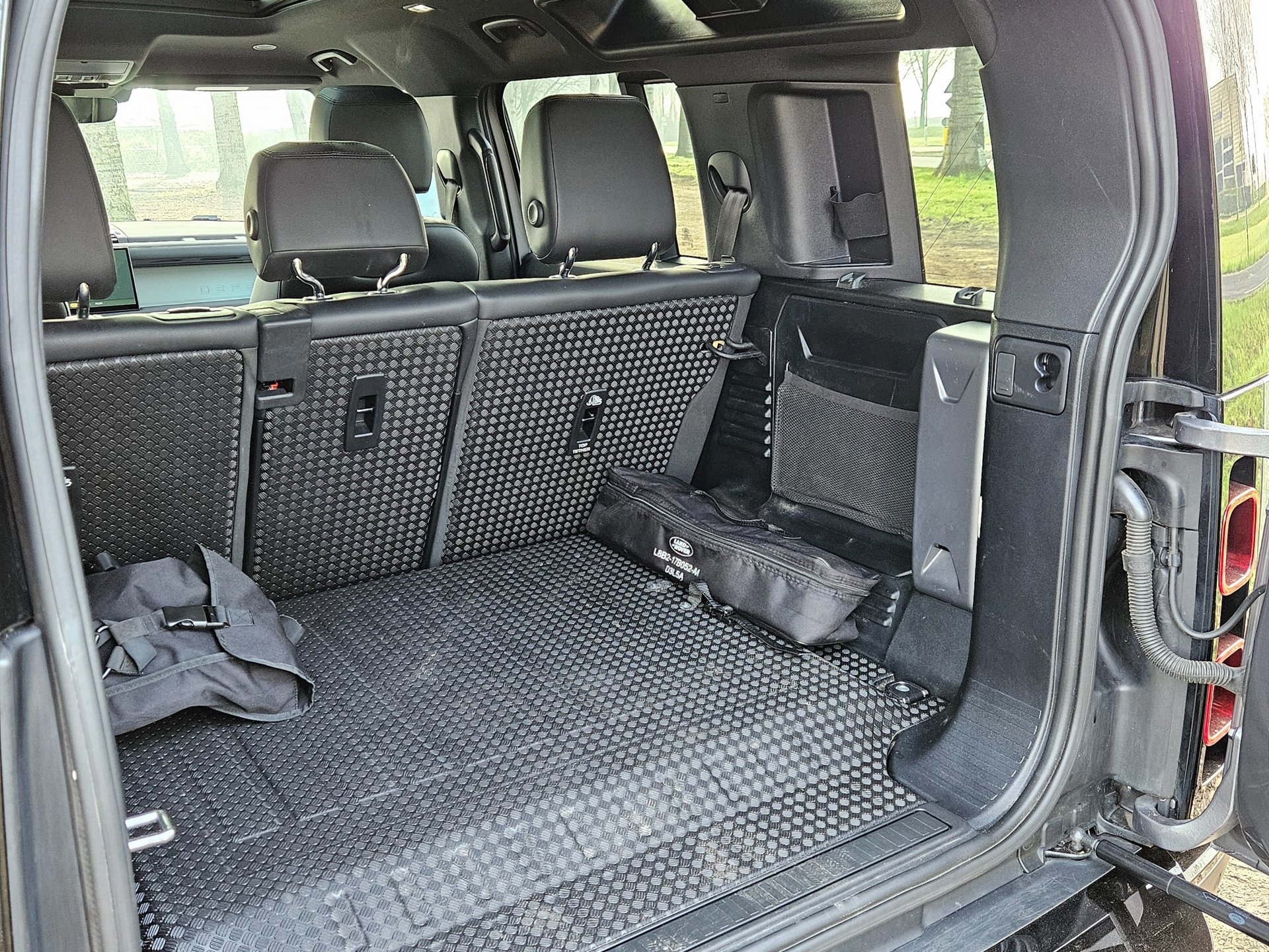 Land Rover Defender 110 110 2.0 P400e (2021), foto 15