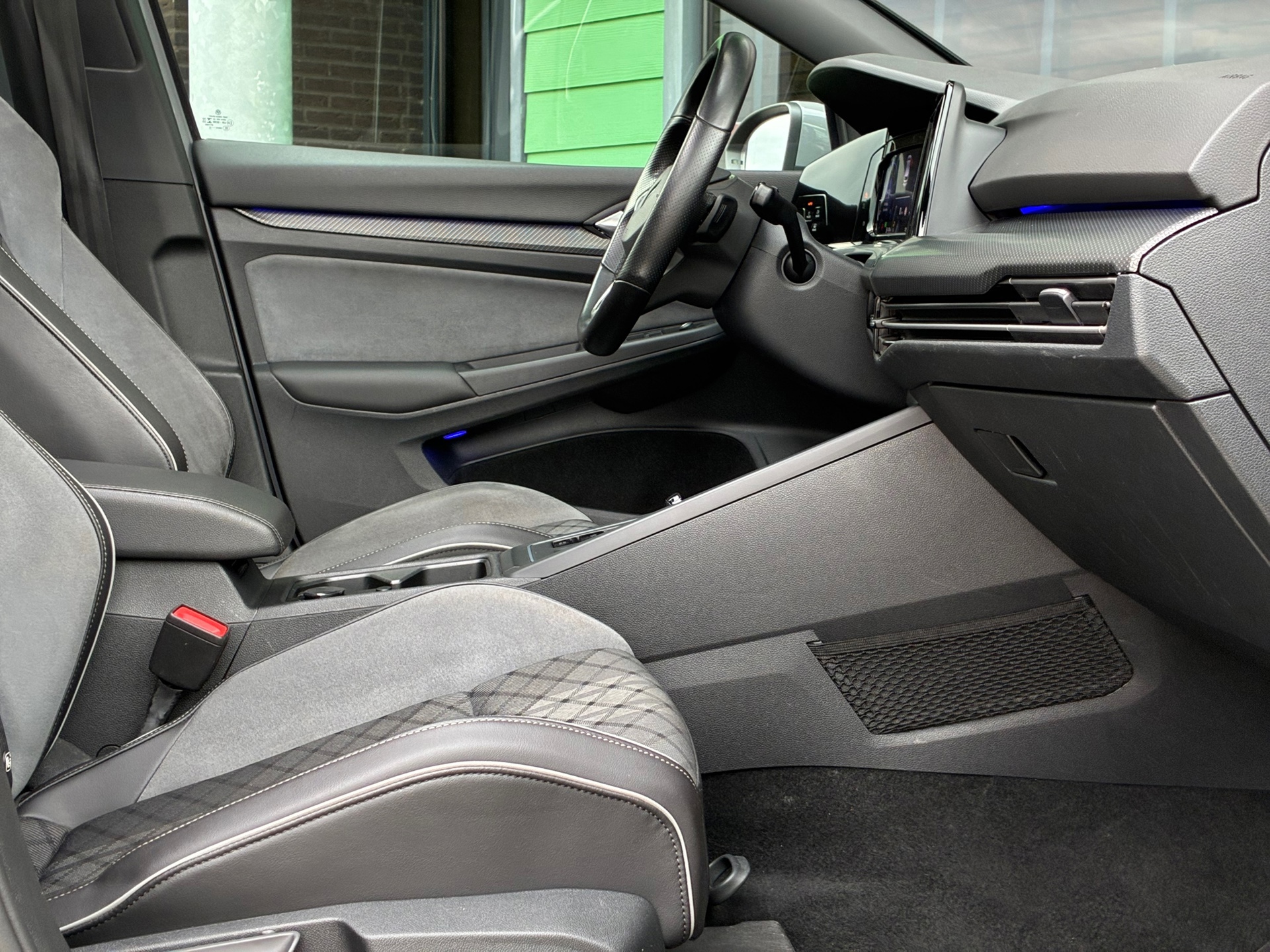 Volkswagen Golf 1.5 eTSI R-Line Business (2022), foto 16