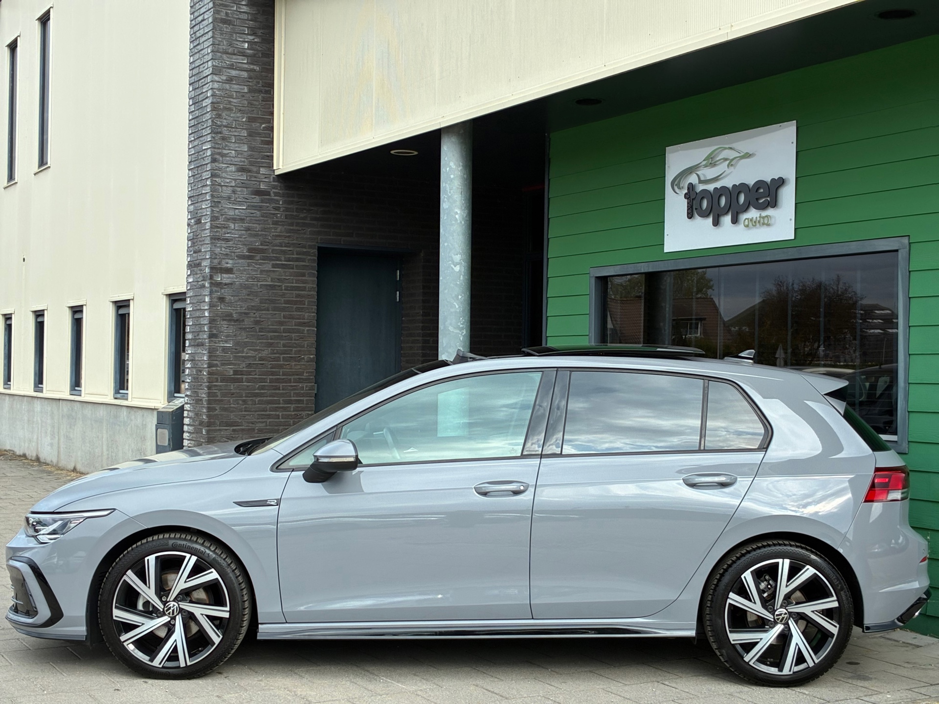 Volkswagen Golf 1.5 eTSI R-Line Business (2022), foto 6