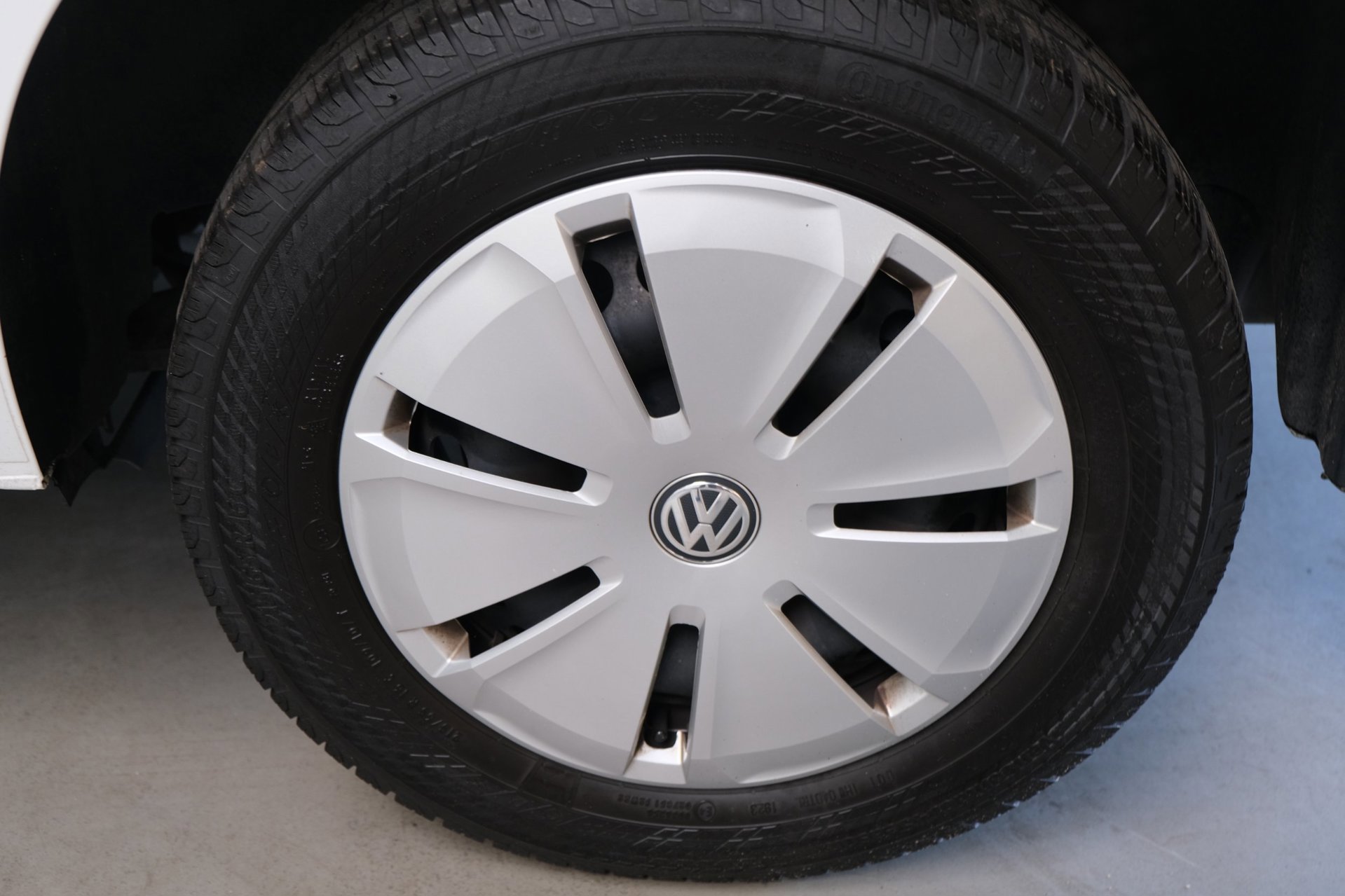 Volkswagen Transporter 2.0 TDI L2H1 28 > Schade < (2023), foto 34