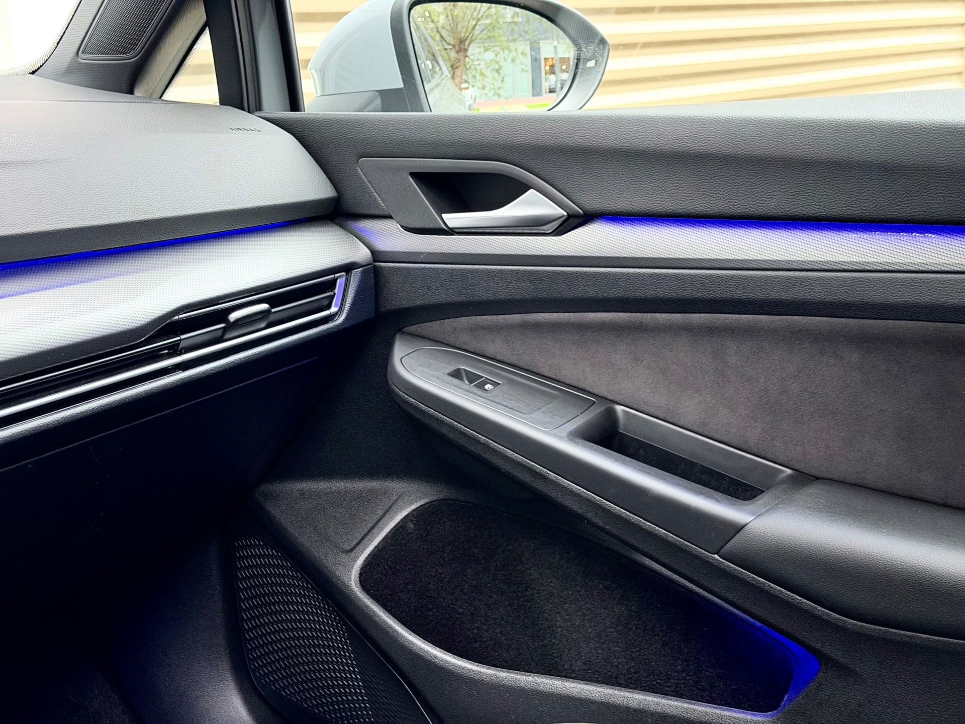 Volkswagen Golf 1.5 eTSI (2024), foto 19
