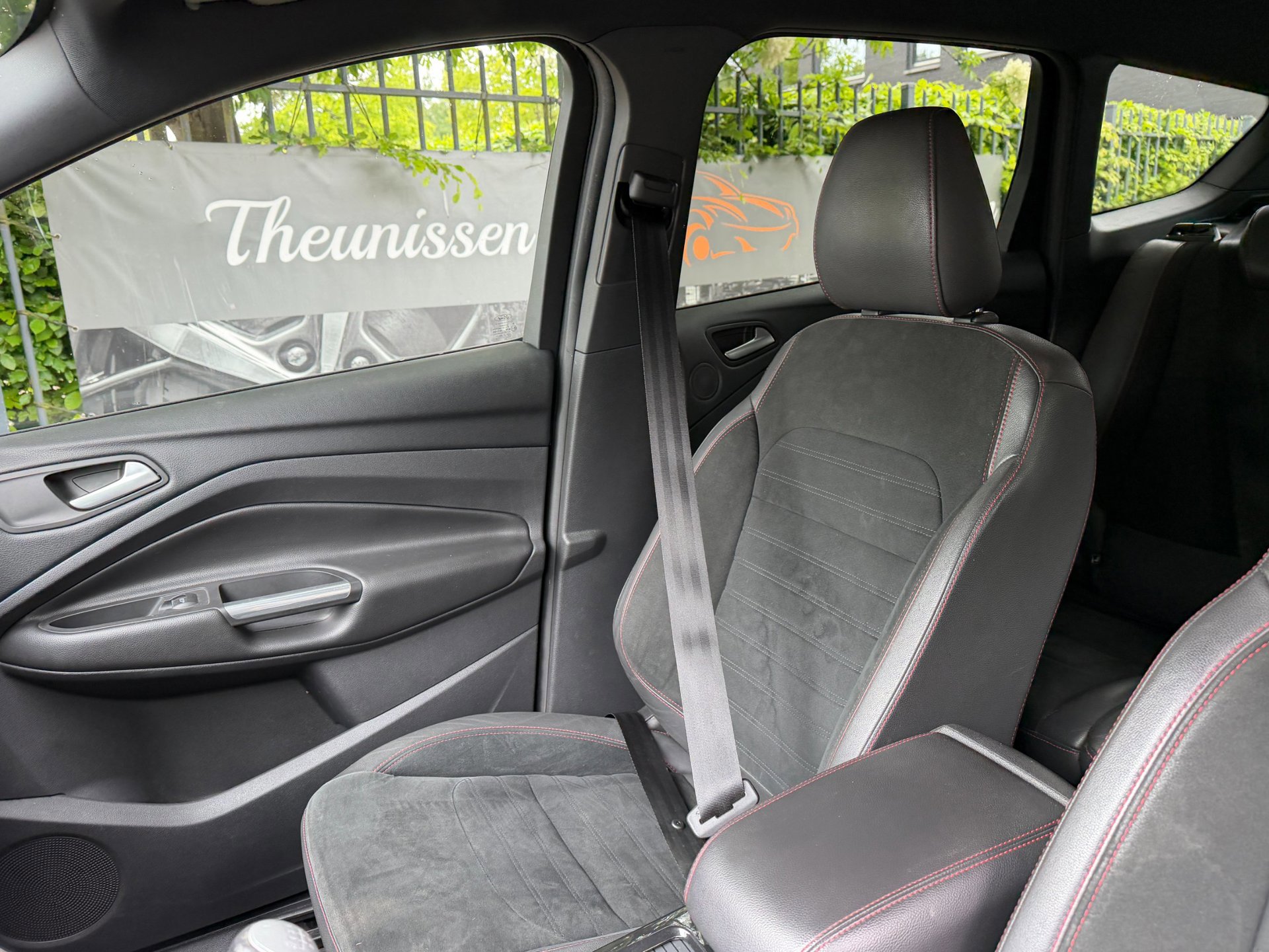 Ford Kuga 1.5 EcoBoost ST Line 95.595 (2018), foto 120