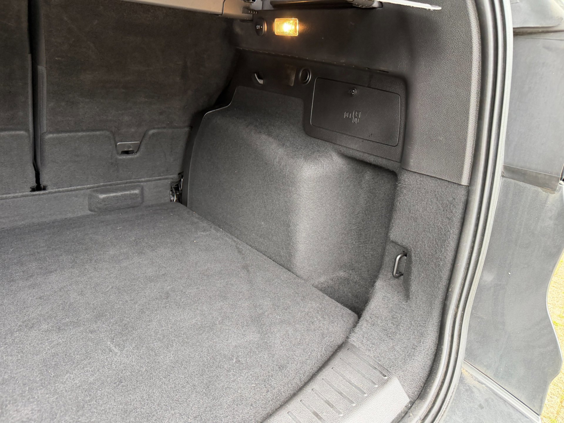 Ford Kuga 1.5 EcoBoost ST Line 95.595 (2018), foto 130