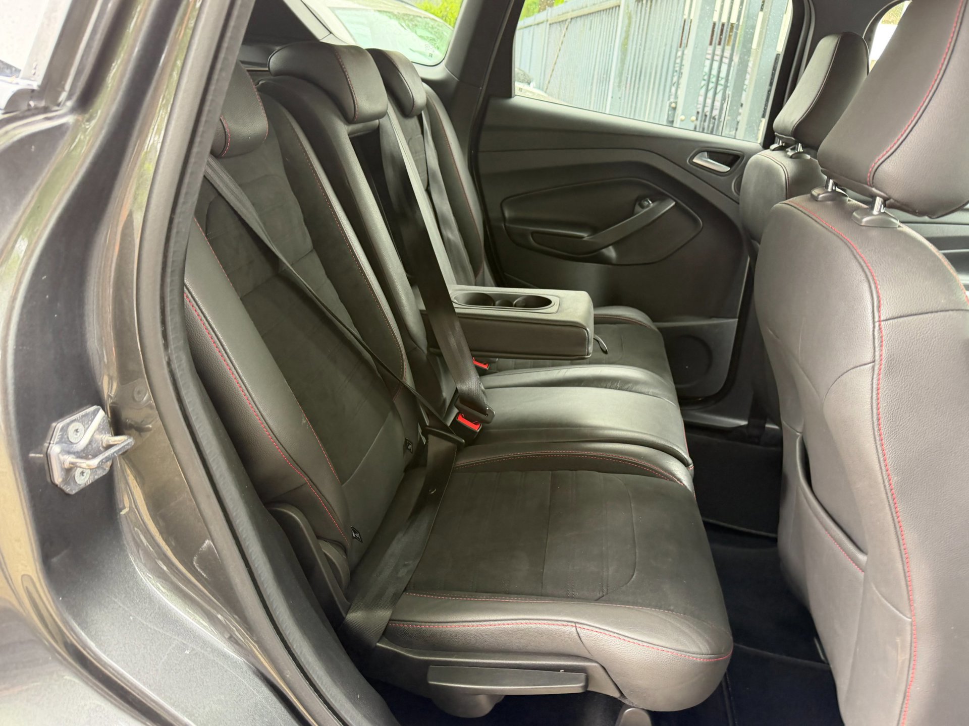 Ford Kuga 1.5 EcoBoost ST Line 95.595 (2018), foto 139