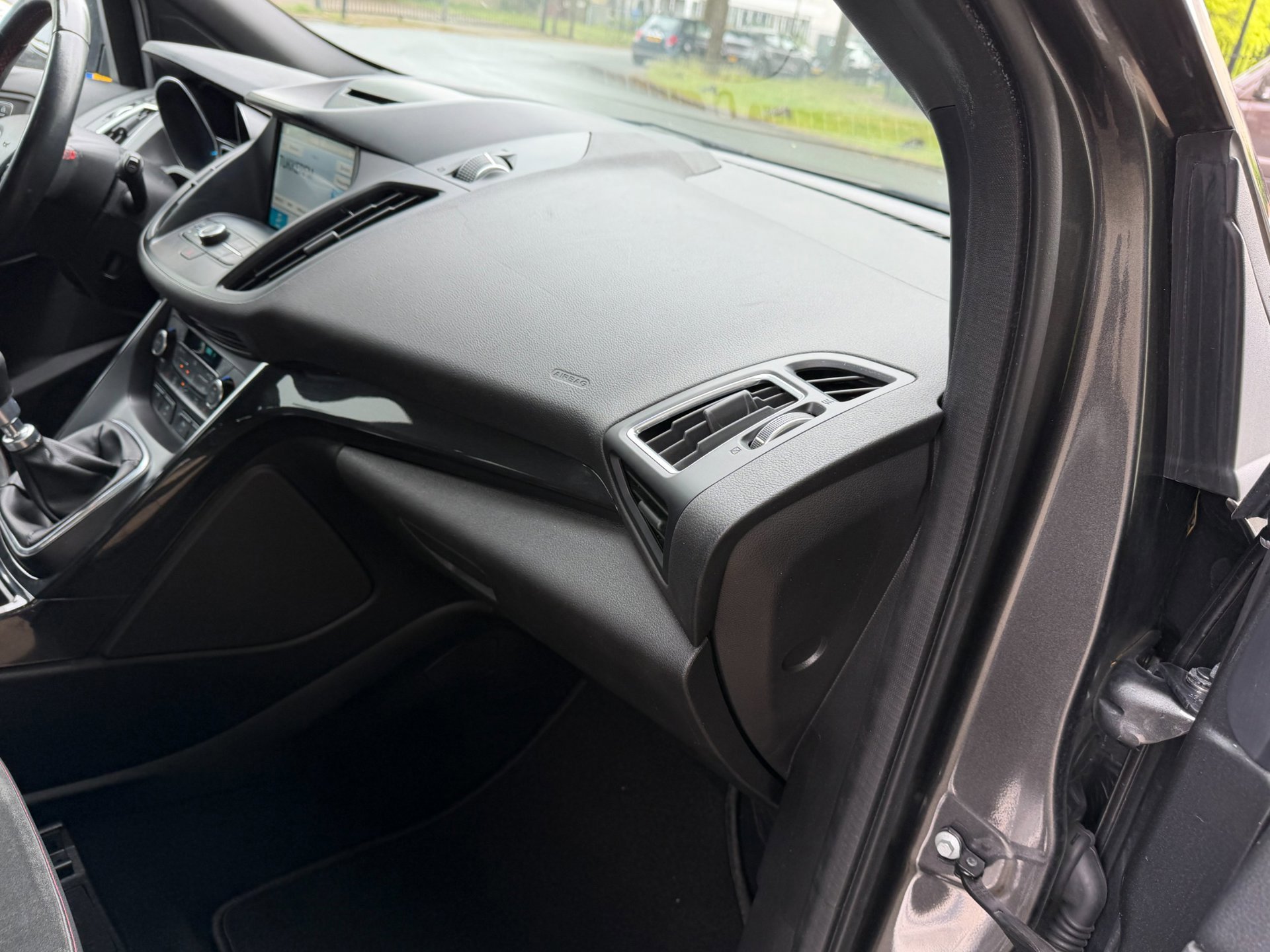 Ford Kuga 1.5 EcoBoost ST Line 95.595 (2018), foto 141