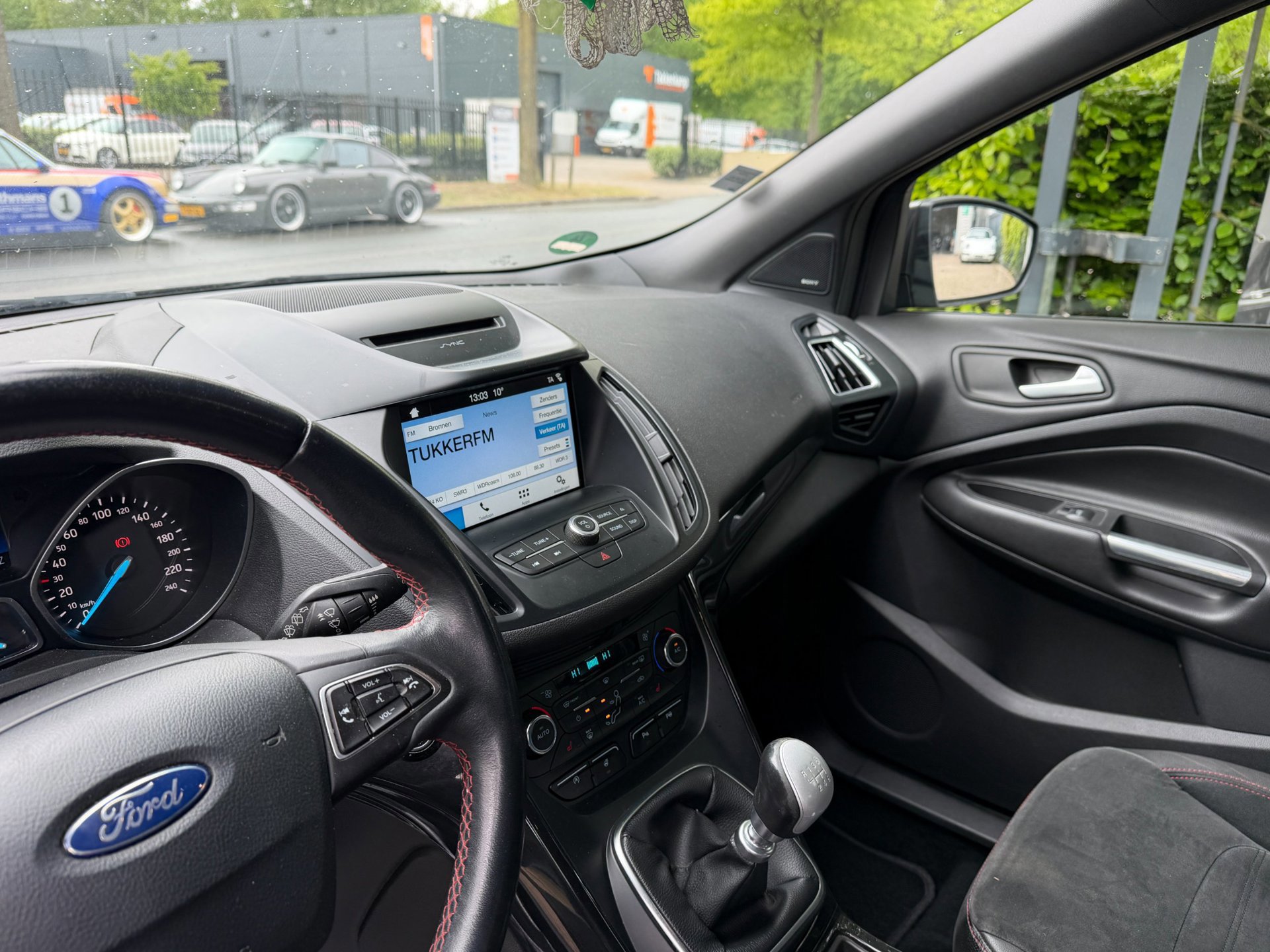 Ford Kuga 1.5 EcoBoost ST Line 95.595 (2018), foto 16