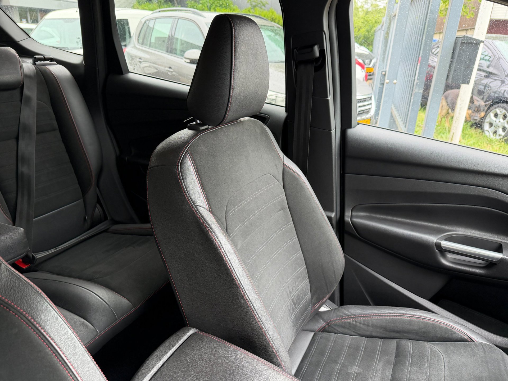 Ford Kuga 1.5 EcoBoost ST Line 95.595 (2018), foto 36
