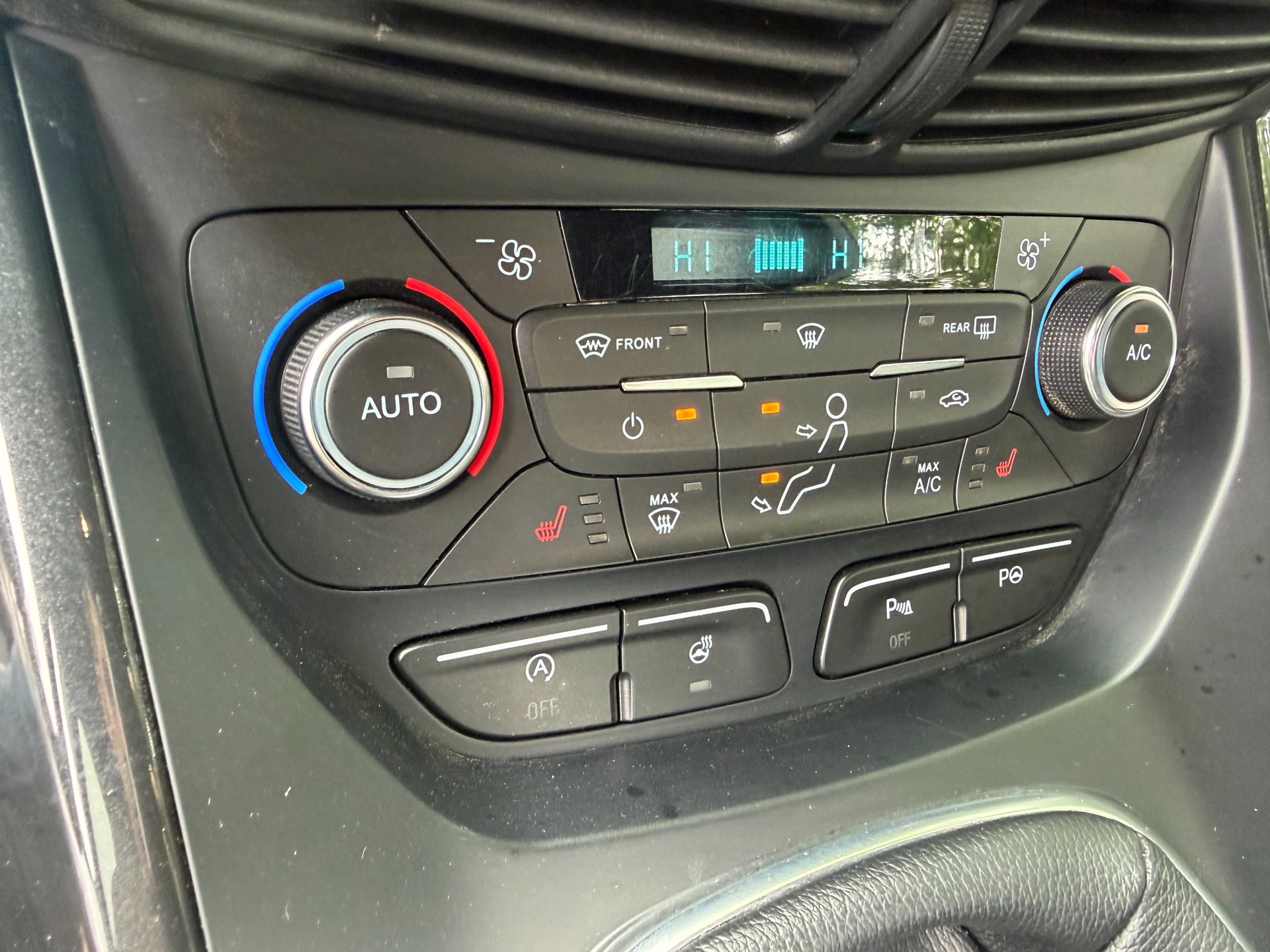 Ford Kuga 1.5 EcoBoost ST Line 95.595 (2018), foto 56