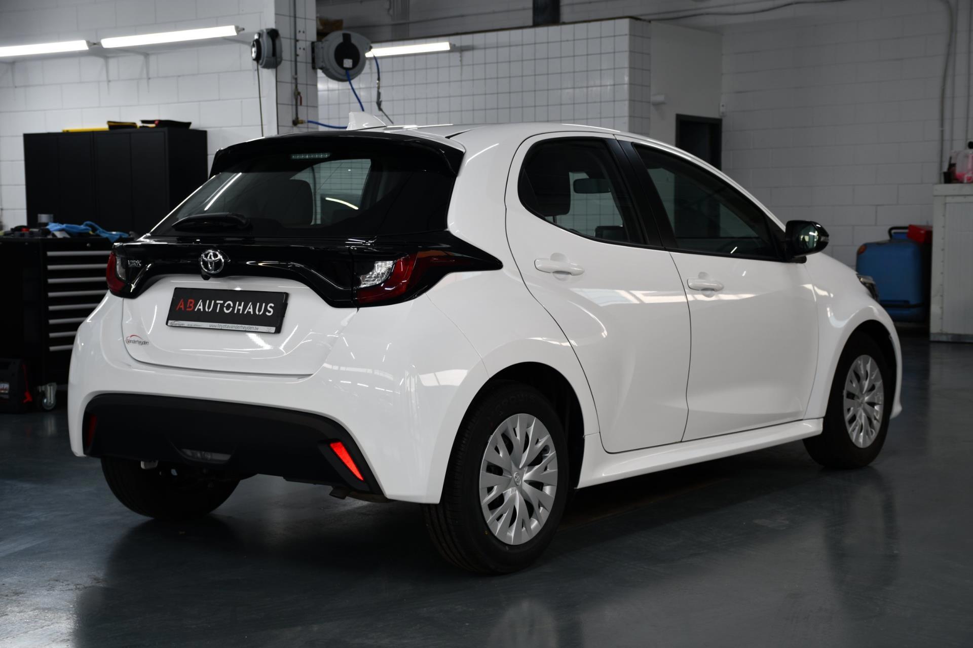 Toyota Yaris 1.5 VVT-i Active (2021), foto 9