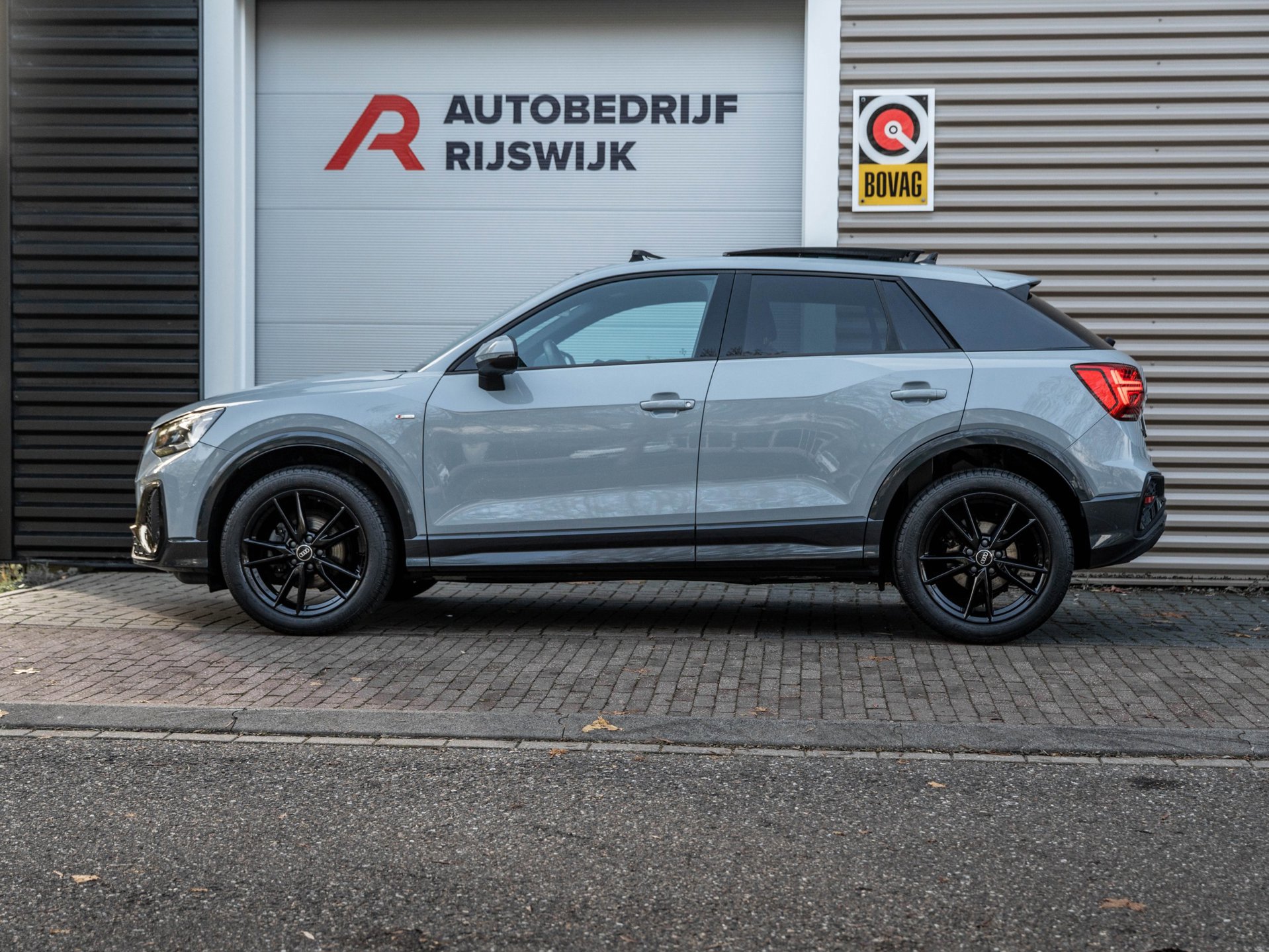 Audi Q2 35 TFSI S Edition (2023), foto 2