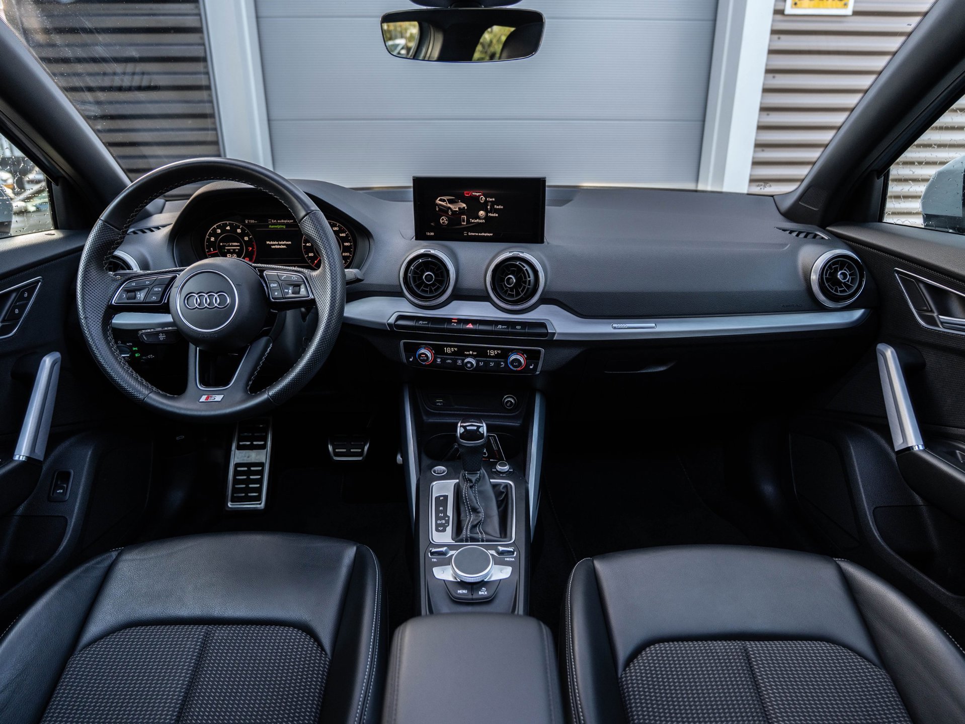 Audi Q2 35 TFSI S Edition (2023), foto 13