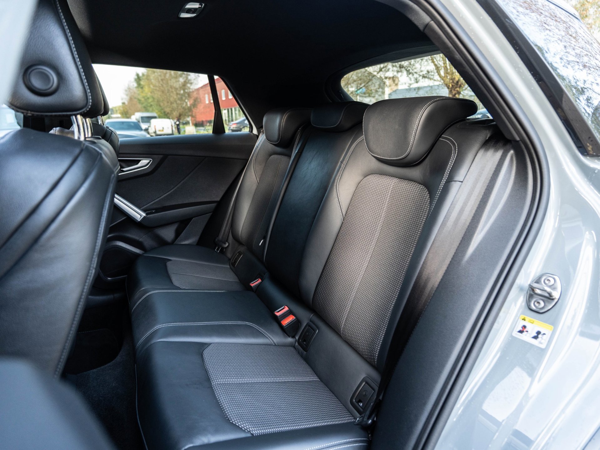 Audi Q2 35 TFSI S Edition (2023), foto 16