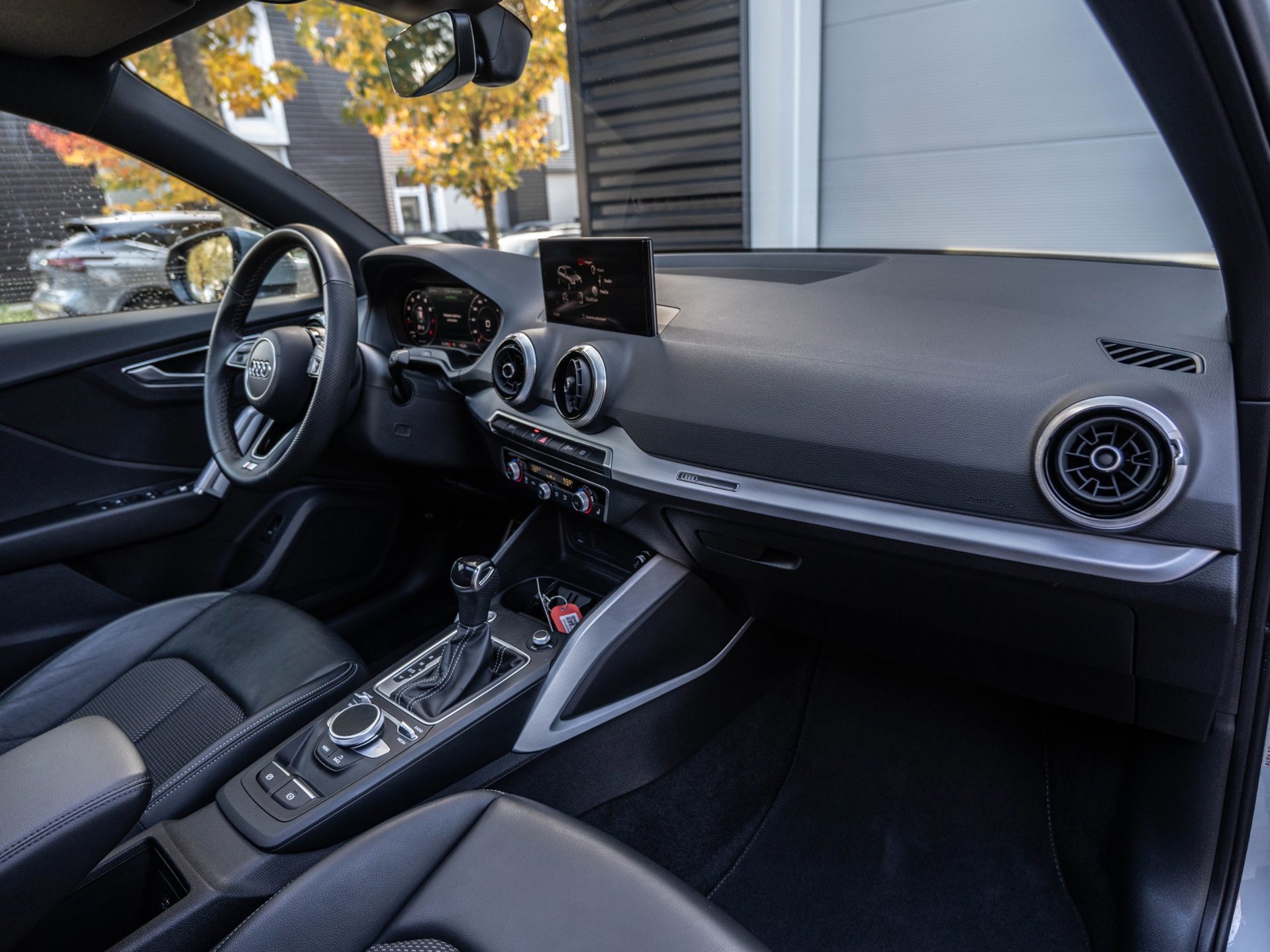 Audi Q2 35 TFSI S Edition (2023), foto 19