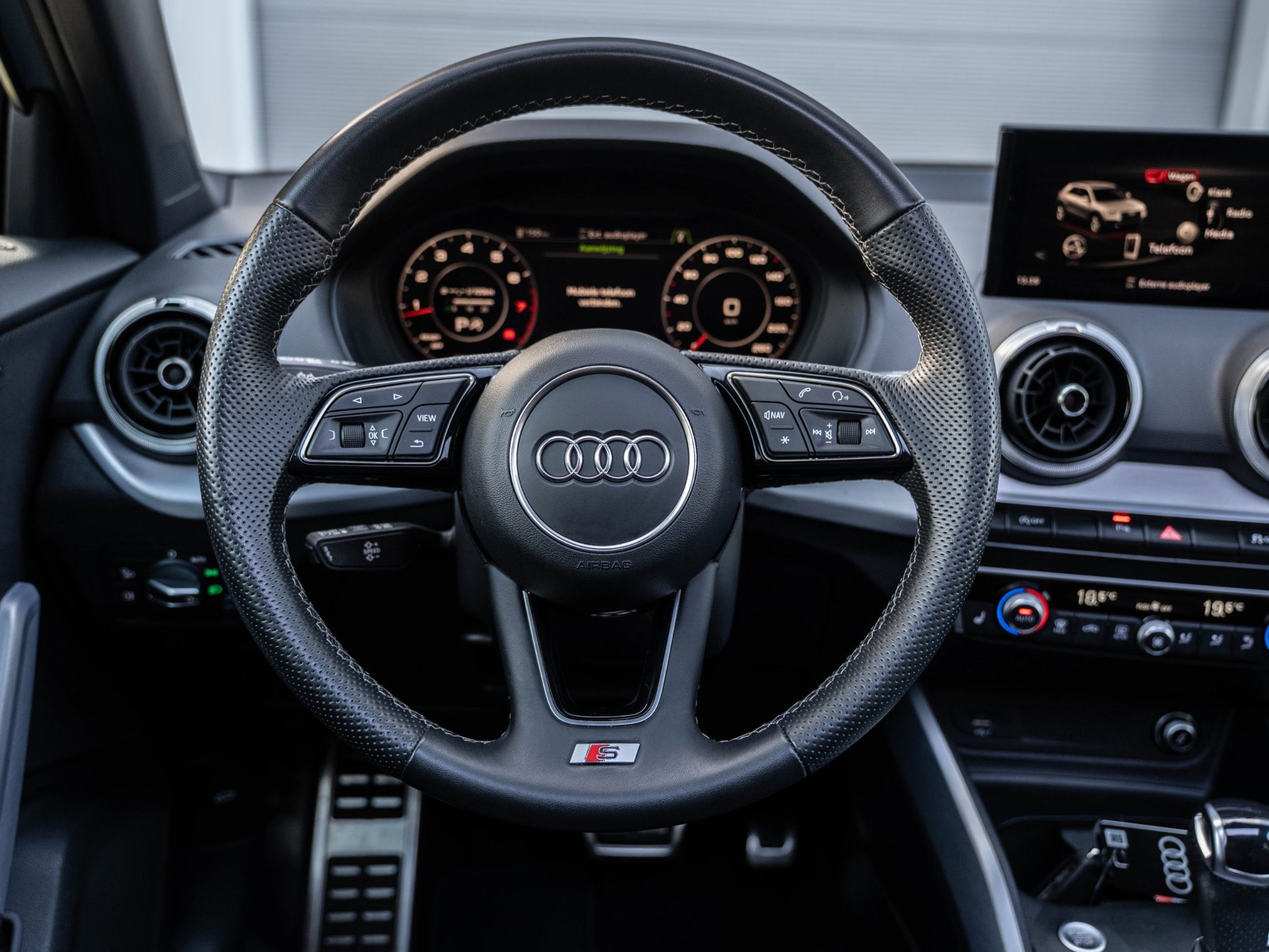 Audi Q2 35 TFSI S Edition (2023), foto 20