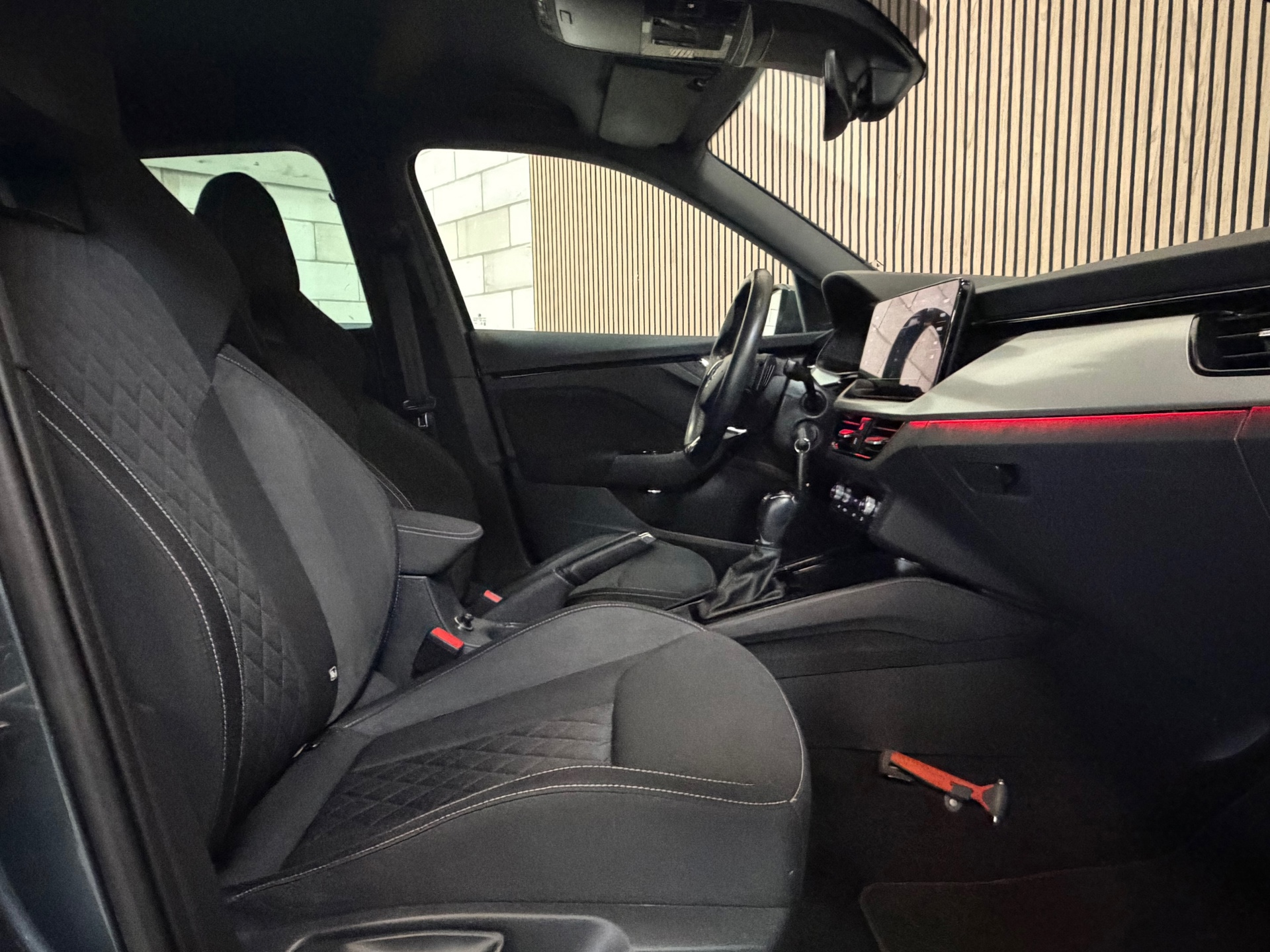Skoda Kamiq 1.0 TSI Sport Business (2020), foto 12