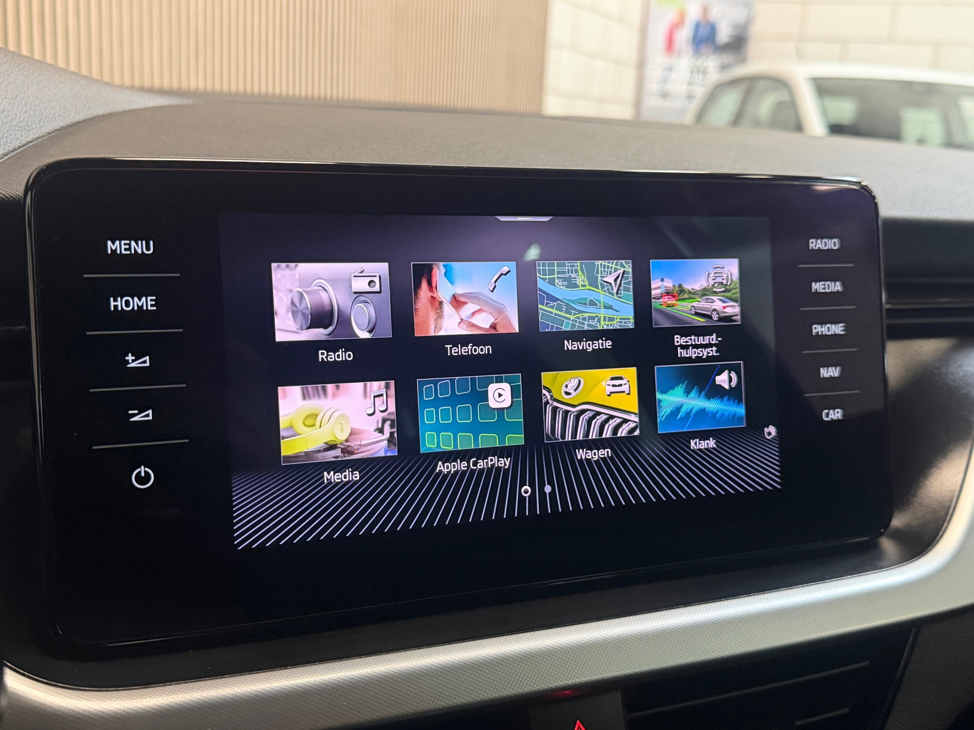 Skoda Kamiq 1.0 TSI Sport Business (2020), foto 18
