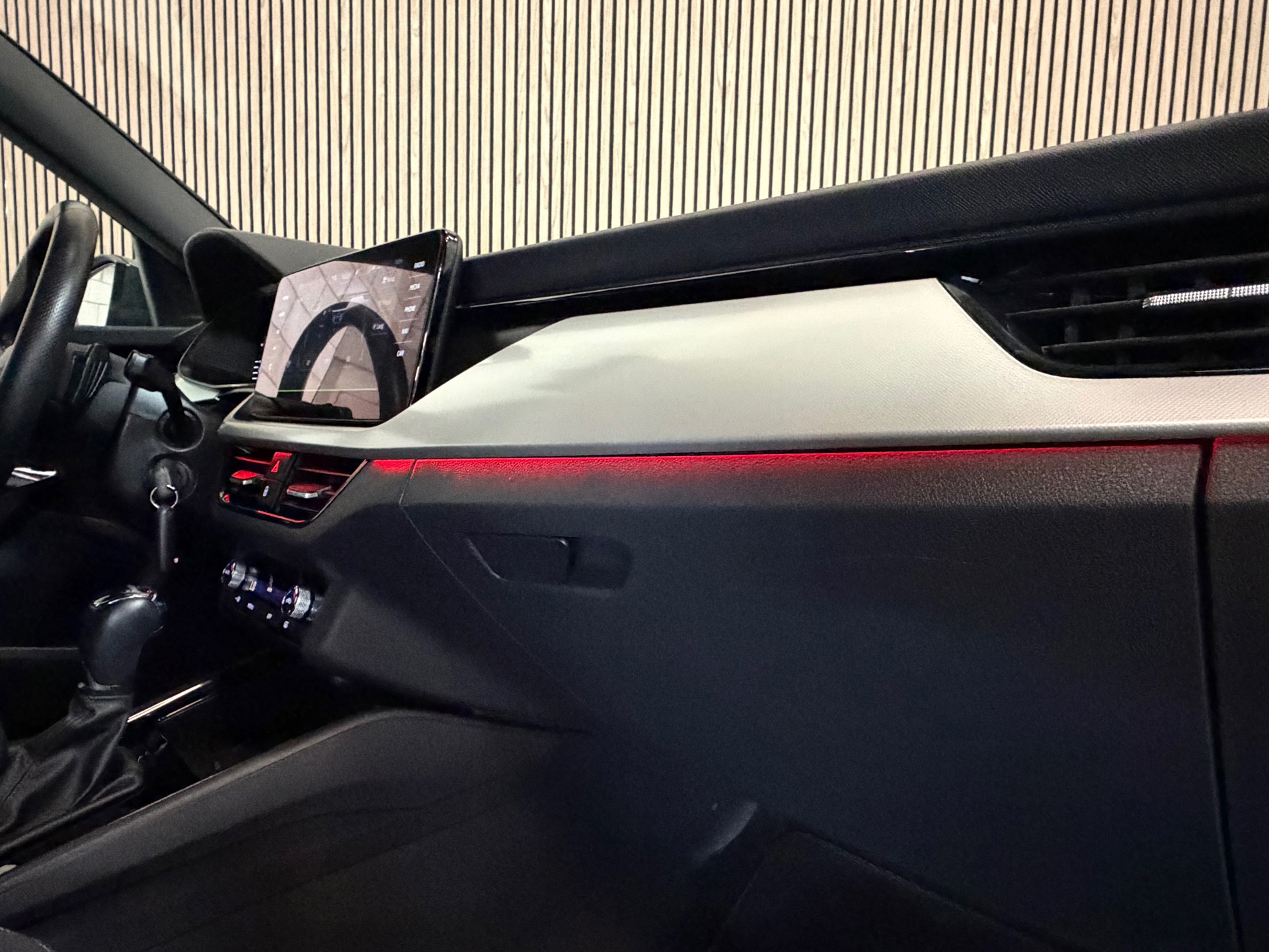 Skoda Kamiq 1.0 TSI Sport Business (2020), foto 20
