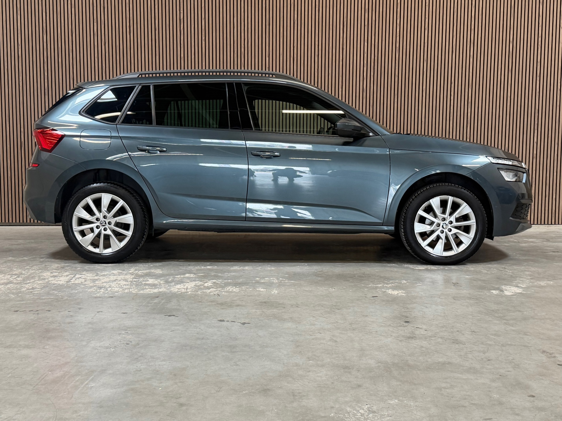 Skoda Kamiq 1.0 TSI Sport Business (2020), foto 24