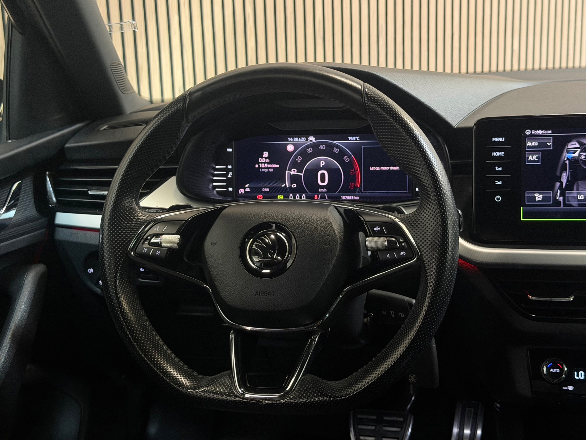 Skoda Kamiq 1.0 TSI Sport Business (2020), foto 28