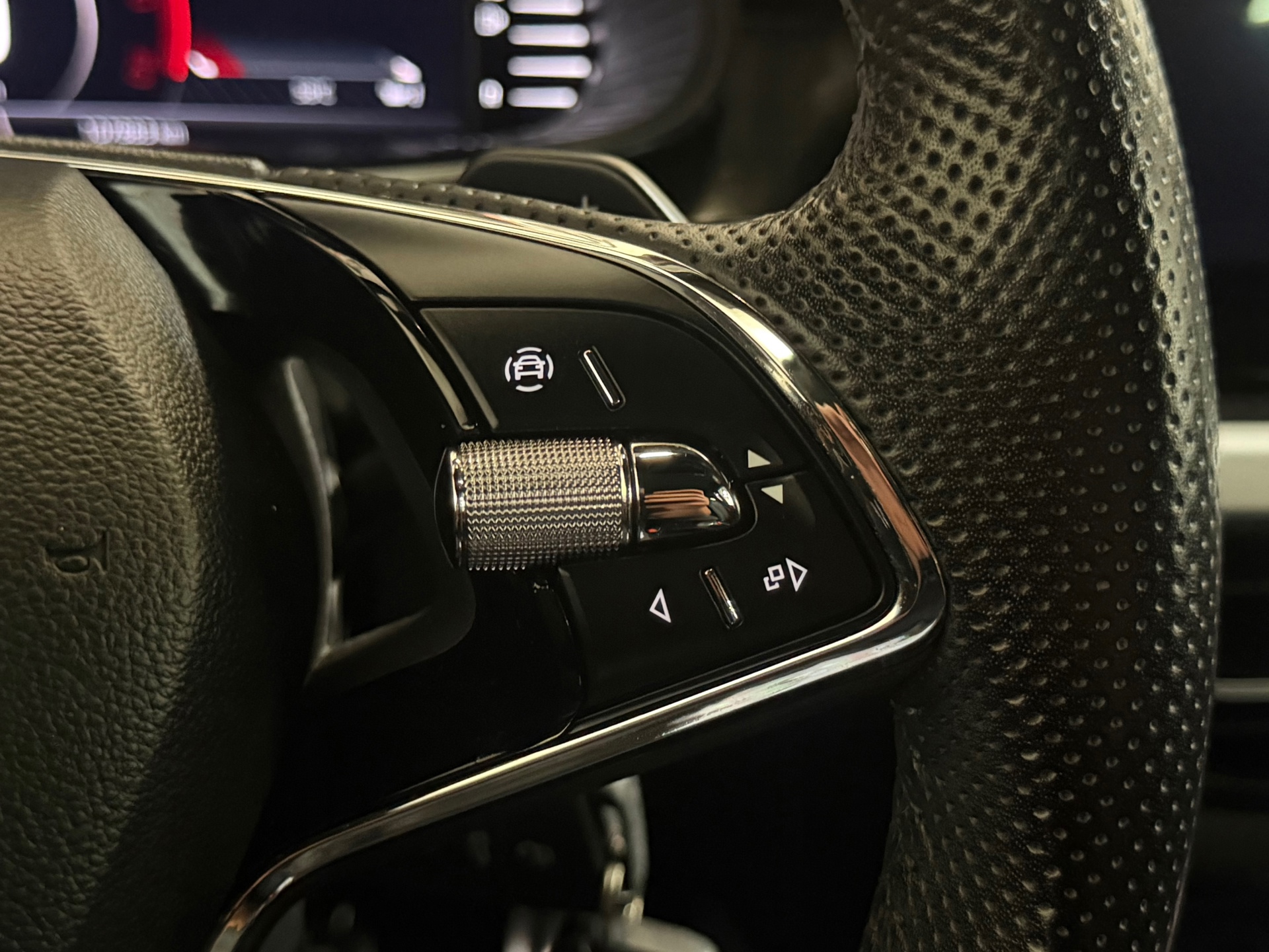 Skoda Kamiq 1.0 TSI Sport Business (2020), foto 32