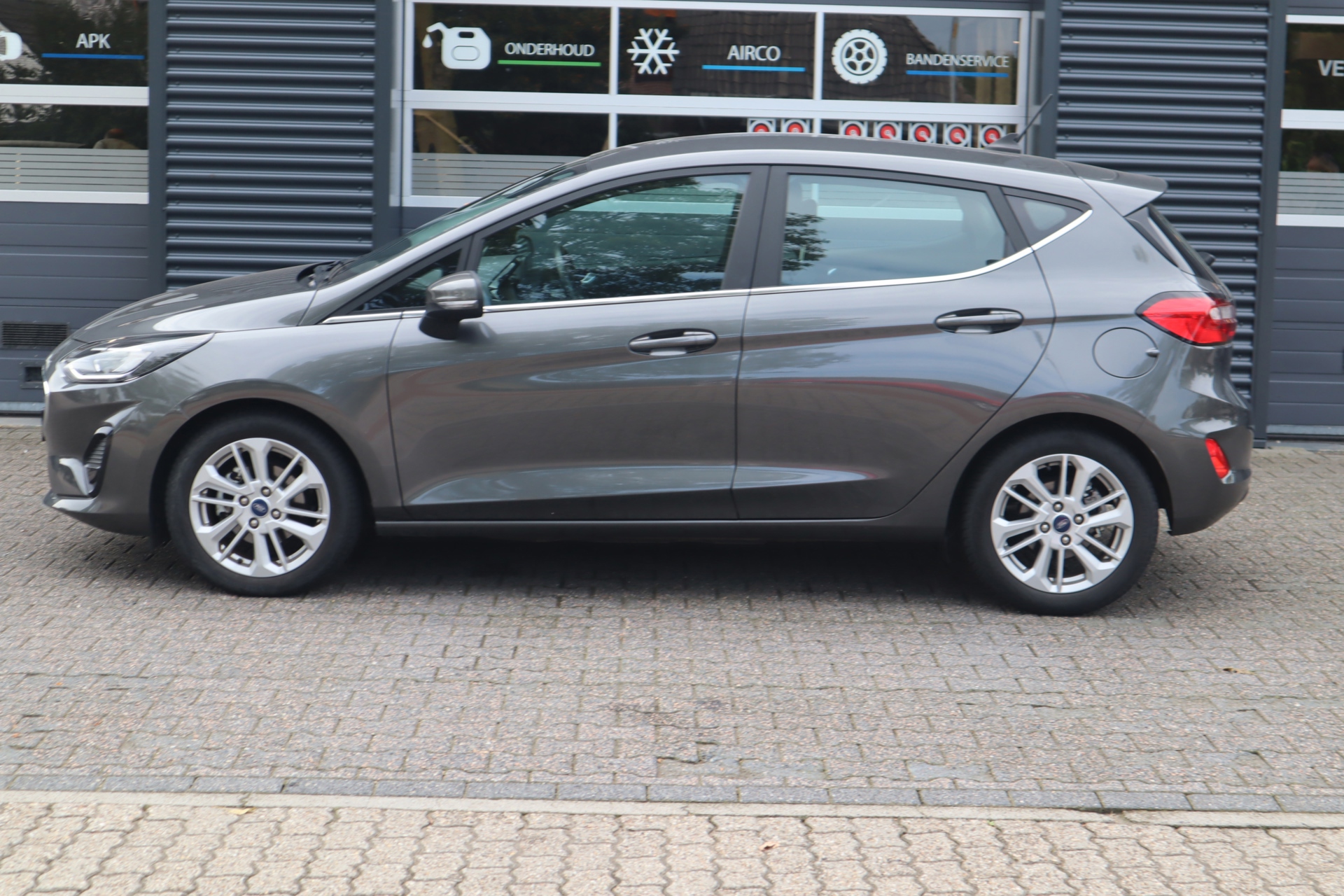 Ford Fiesta 1.0 EcoBoost Hybrid Titanium (2023), foto 8