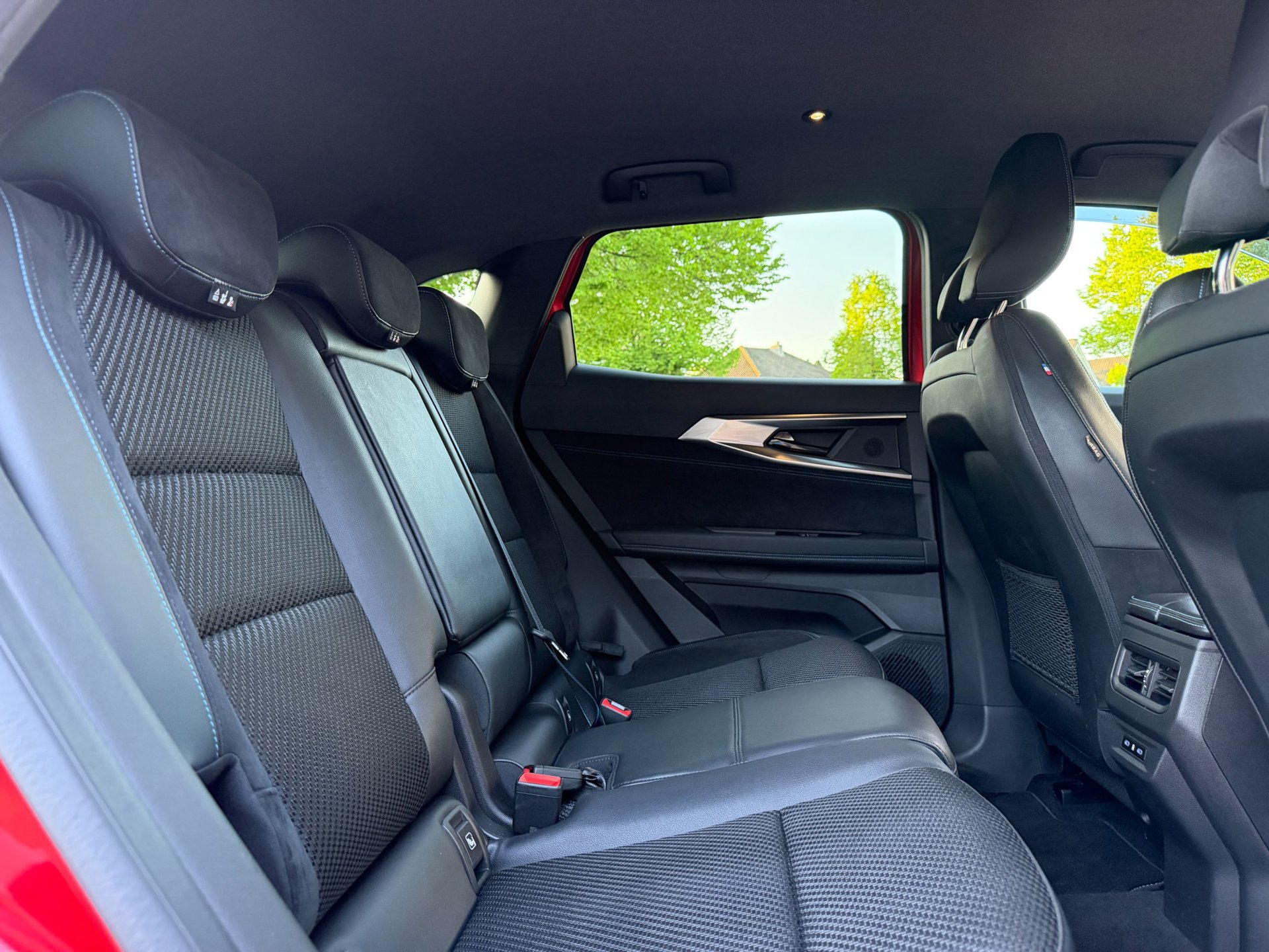 Renault Austral 1.2 E-Tech (2023), foto 27