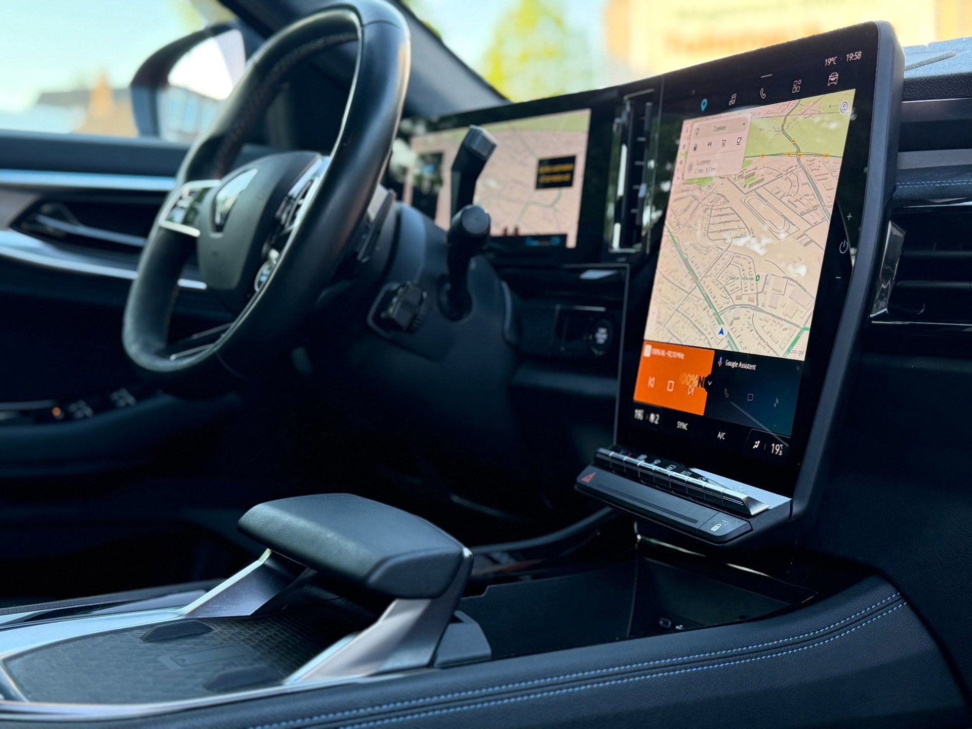 Renault Austral 1.2 E-Tech (2023), foto 36