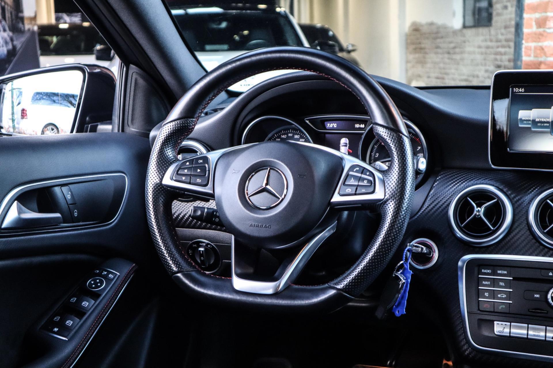Mercedes-Benz A-klasse 200 AMG (2016), foto 14