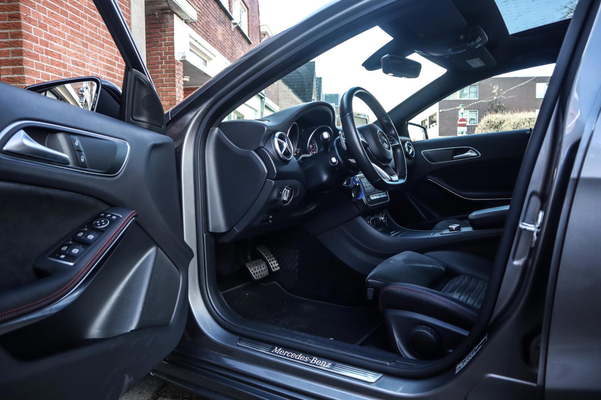 Mercedes-Benz A-klasse 200 AMG (2016), foto 17