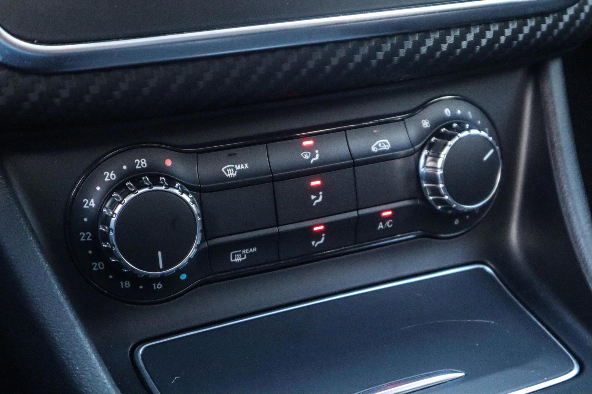 Mercedes-Benz A-klasse 200 AMG (2016), foto 25